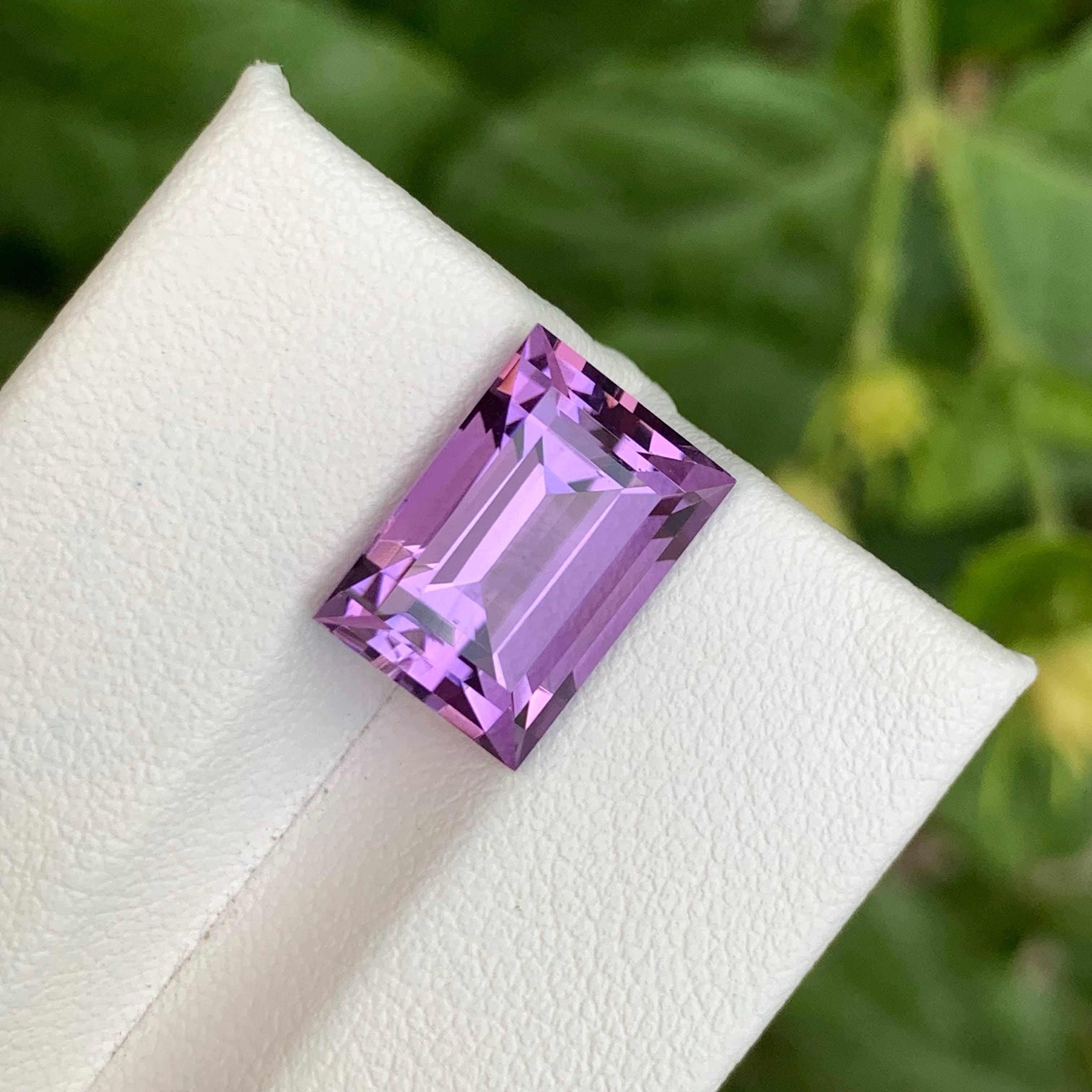 5.60 Carat Loose Purple Amethyst Stone Baguette Cut Natural Brazilian Gemstone For Sale 3