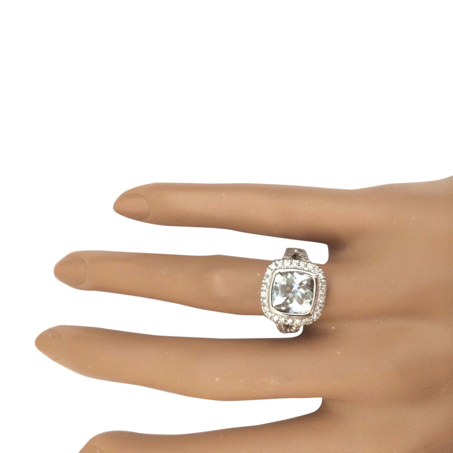 Aquamarine Diamond Ring In 14 Karat Solid White Gold  In New Condition For Sale In Manhattan Beach, CA