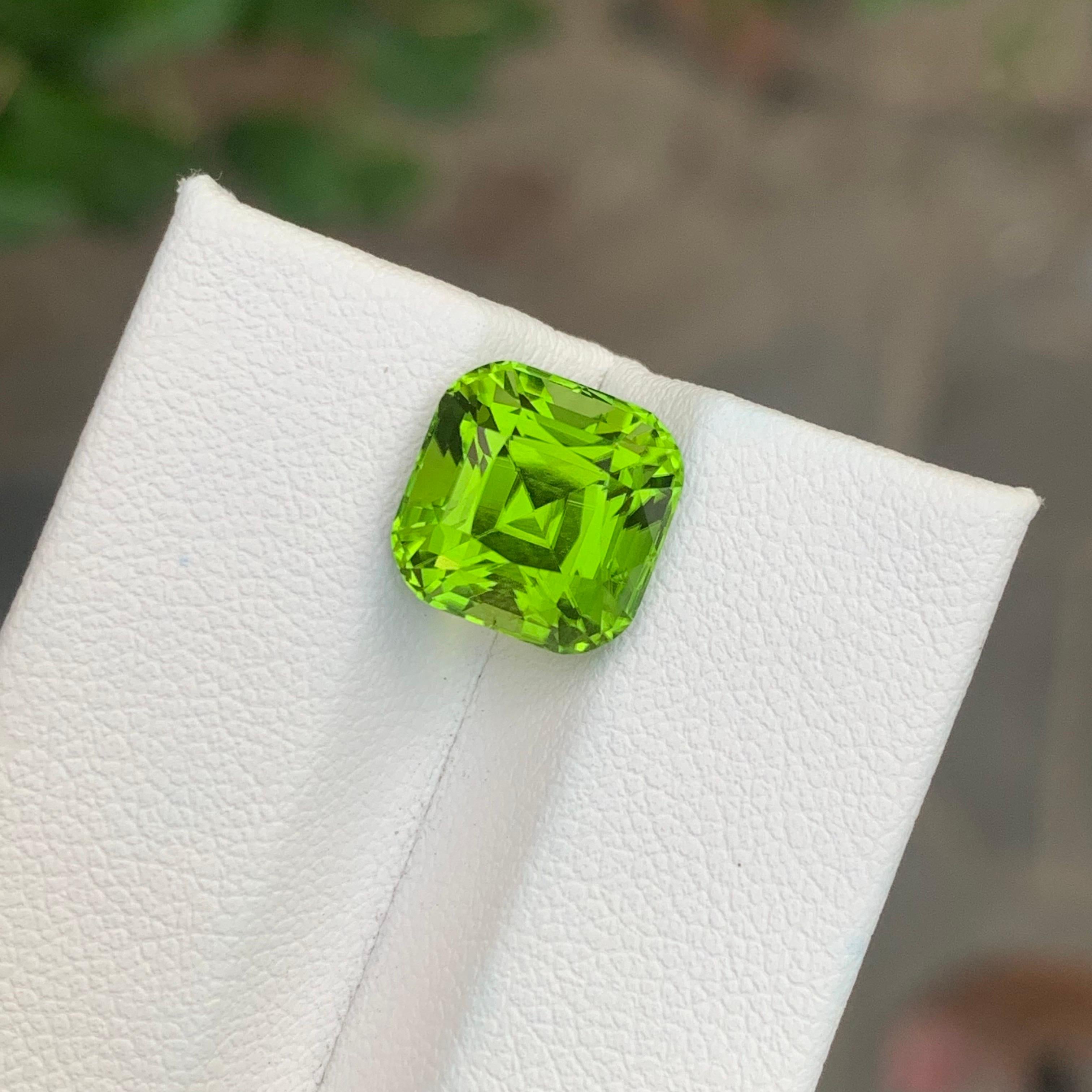 Arts and Crafts 5.60 Carat Natural Loose Peridot Cushion Shape Gemstone For Sale