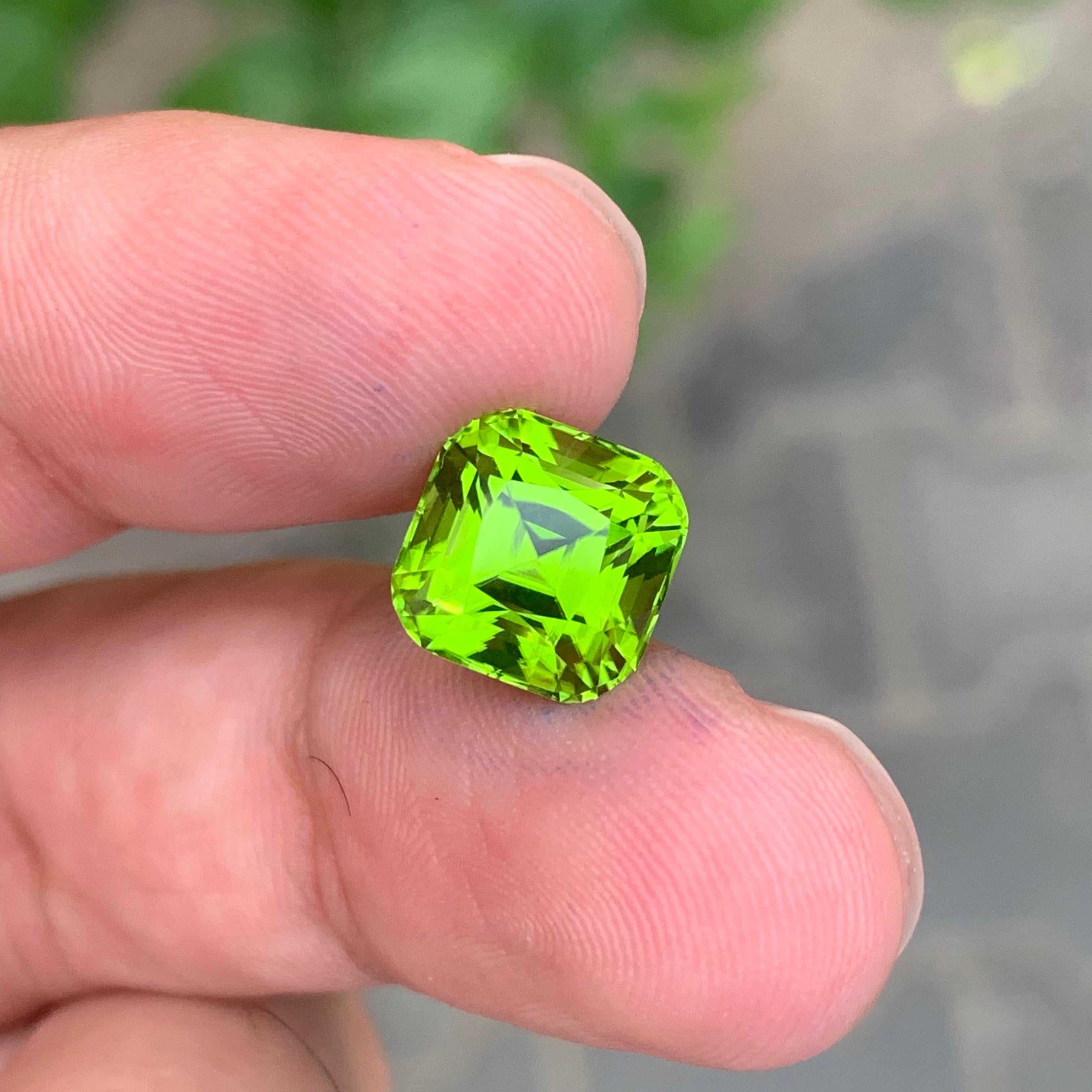 Cushion Cut 5.60 Carat Natural Loose Peridot Cushion Shape Gemstone For Sale