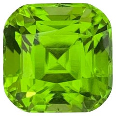 5.60 Carat Natural Loose Peridot Cushion Shape Gemstone