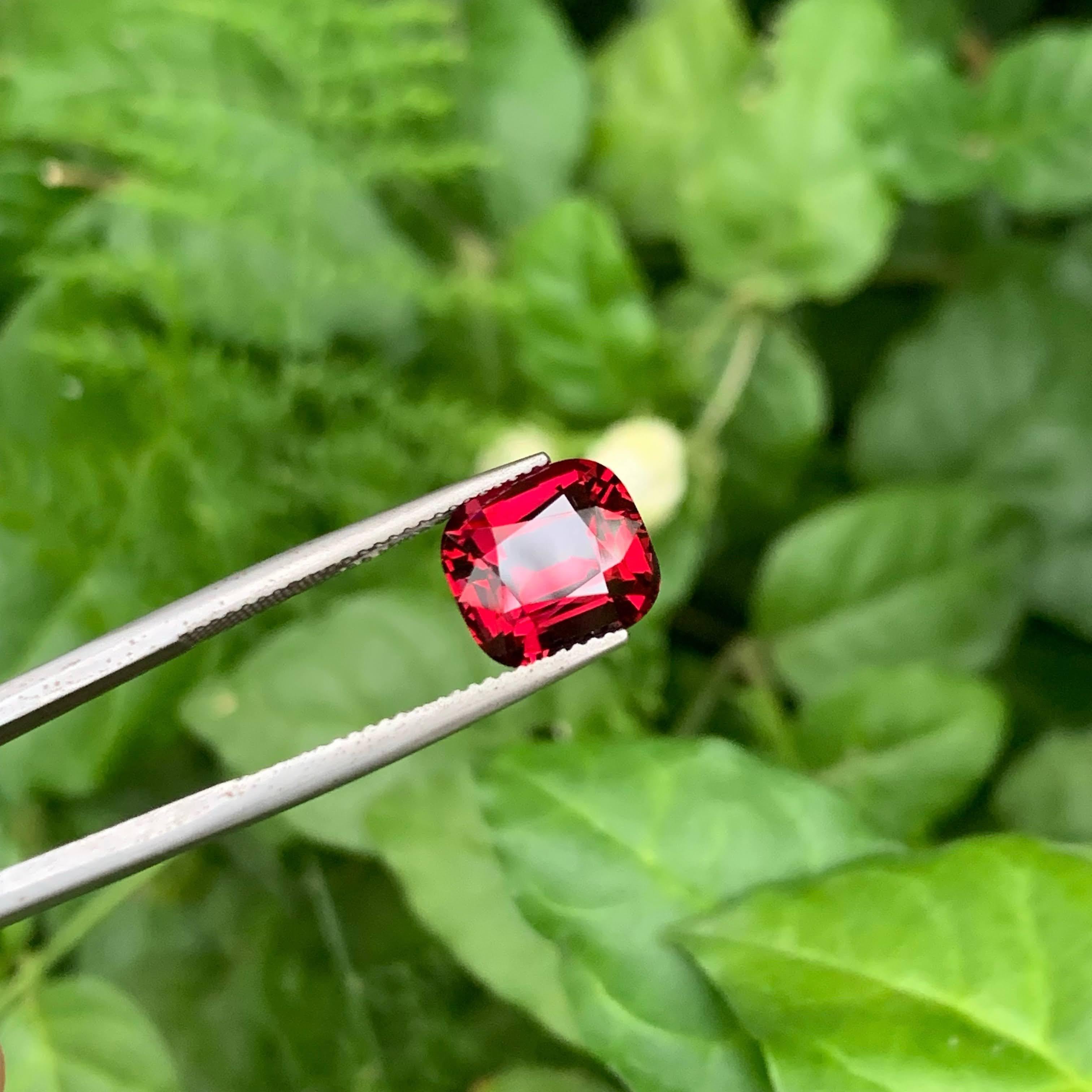 5,60 Carati di granato rosso rosato naturale sfuso Pietra africana tagliata a cuscino in vendita 4