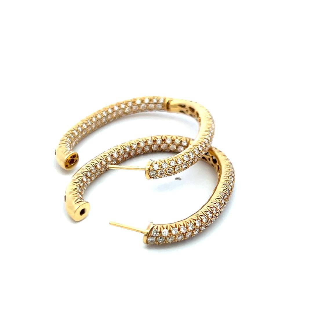 Orecchini a cerchio in oro giallo 18 carati da 5,60 carati con diamante tondo Brilliante F VS in vendita 5