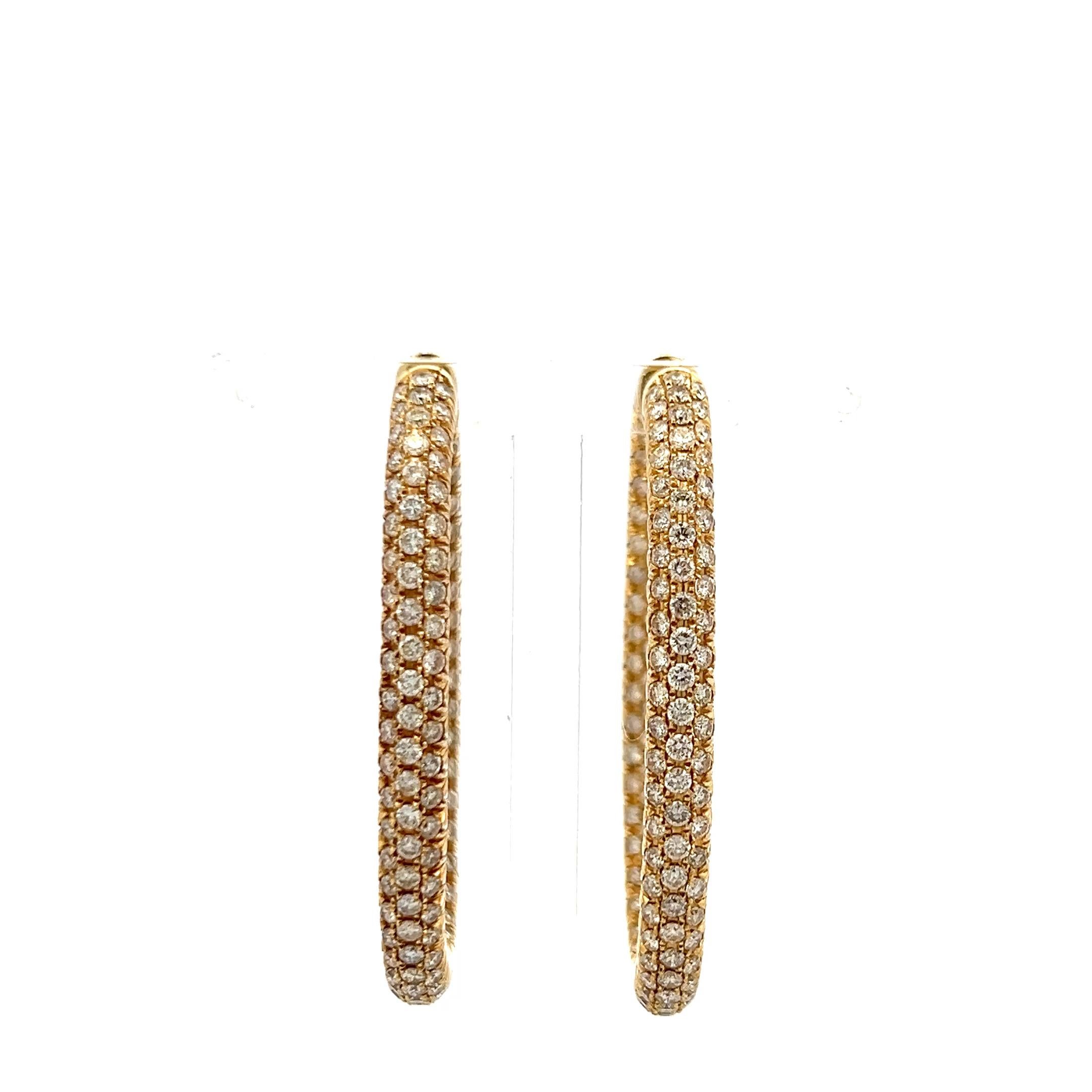 Donna Orecchini a cerchio in oro giallo 18 carati da 5,60 carati con diamante tondo Brilliante F VS in vendita