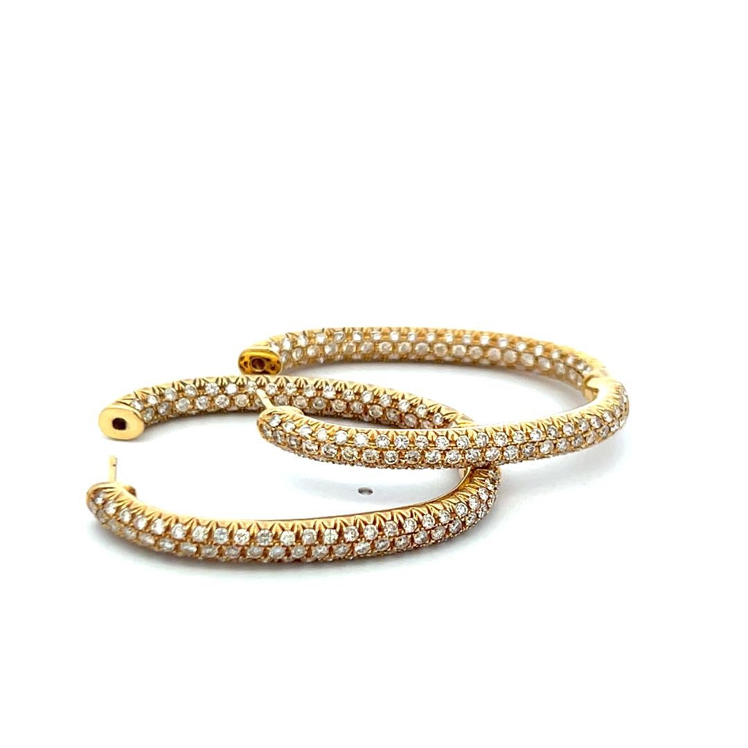 Orecchini a cerchio in oro giallo 18 carati da 5,60 carati con diamante tondo Brilliante F VS in vendita 4