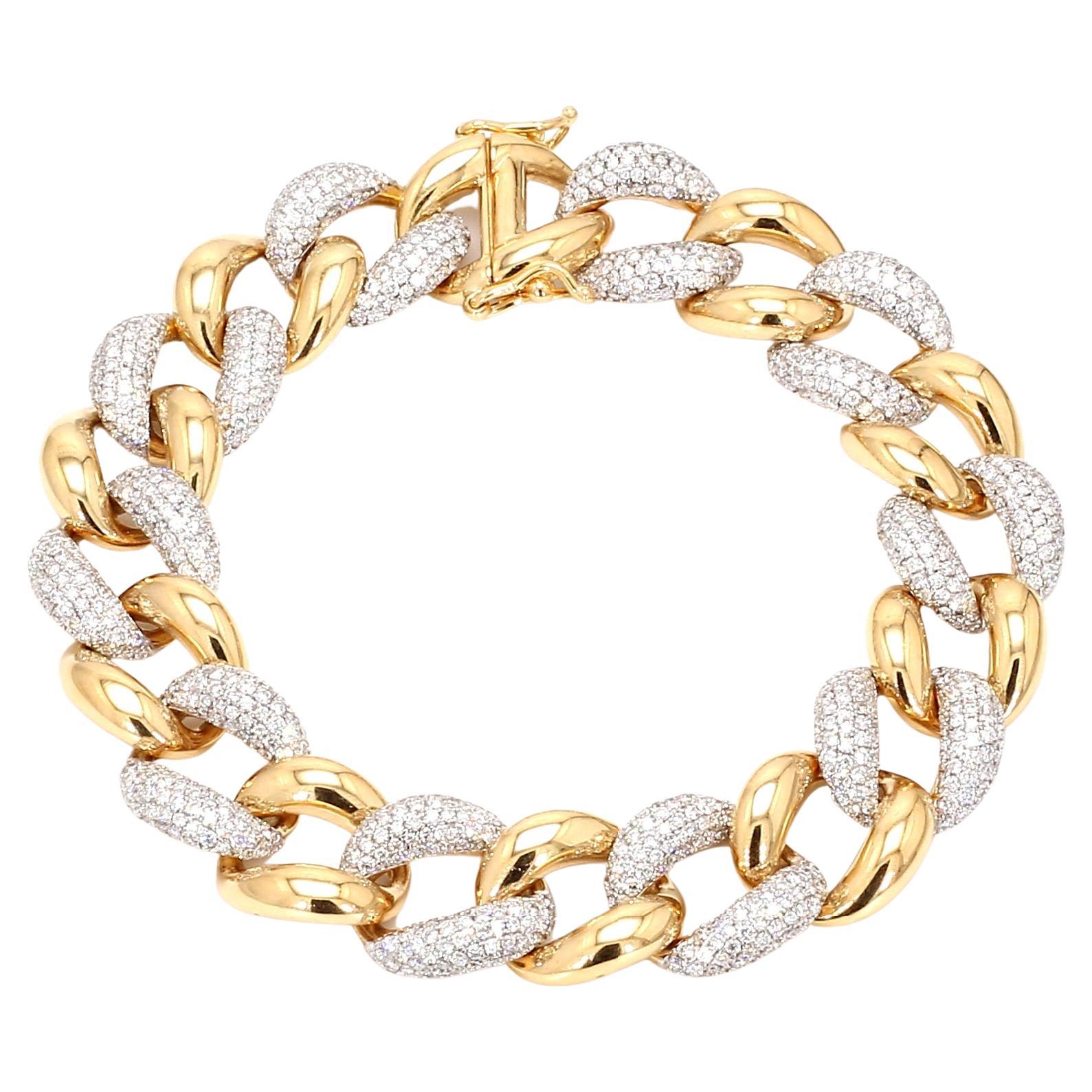 5.60 Carat SI/HI Diamond Pave Set Cuban Link Chain Bracelet 18 Karat Yellow Gold For Sale