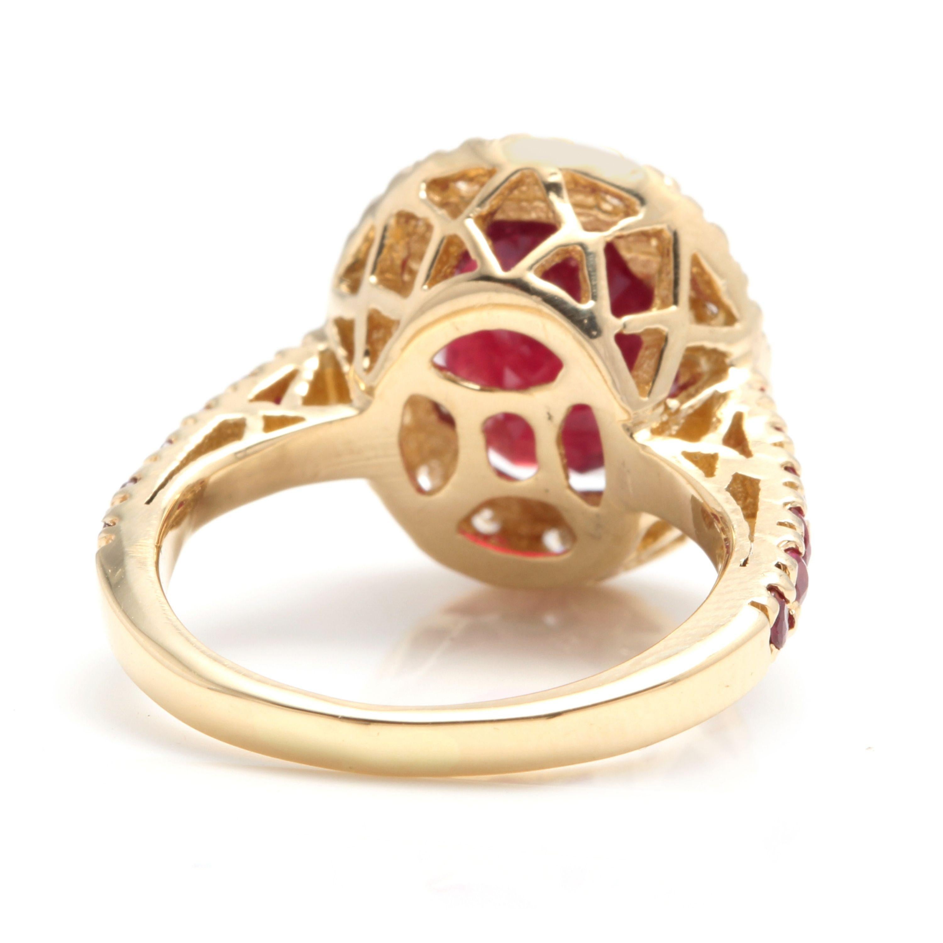 5.60 Carat Gorgeous Natural Red Ruby and Diamond 14 Karat Solid Yellow Gold Ring In New Condition For Sale In Los Angeles, CA