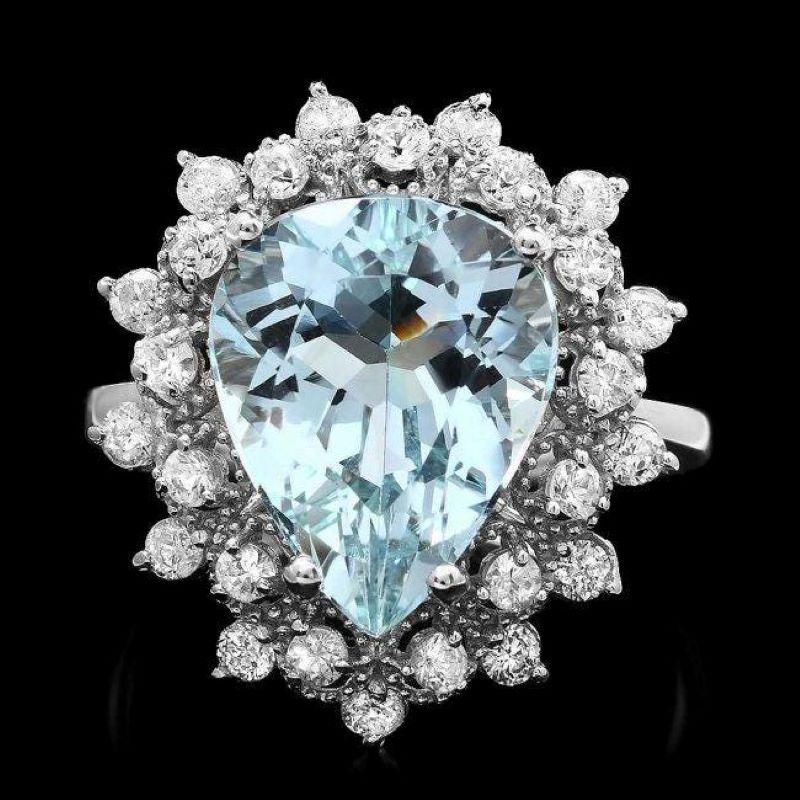 Mixed Cut 5.60 Carats Natural Aquamarine and Diamond 14k Solid White Gold Ring For Sale