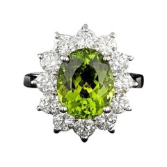 5.60 Carats Natural Green Tourmaline and Diamond 14k Solid White Gold Ring