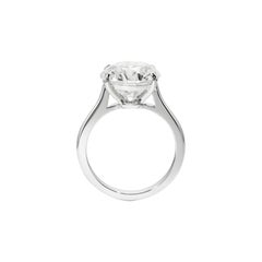 5.61 Carat Round Brilliant Diamond Ring 18K Gold Timeless Brilliance