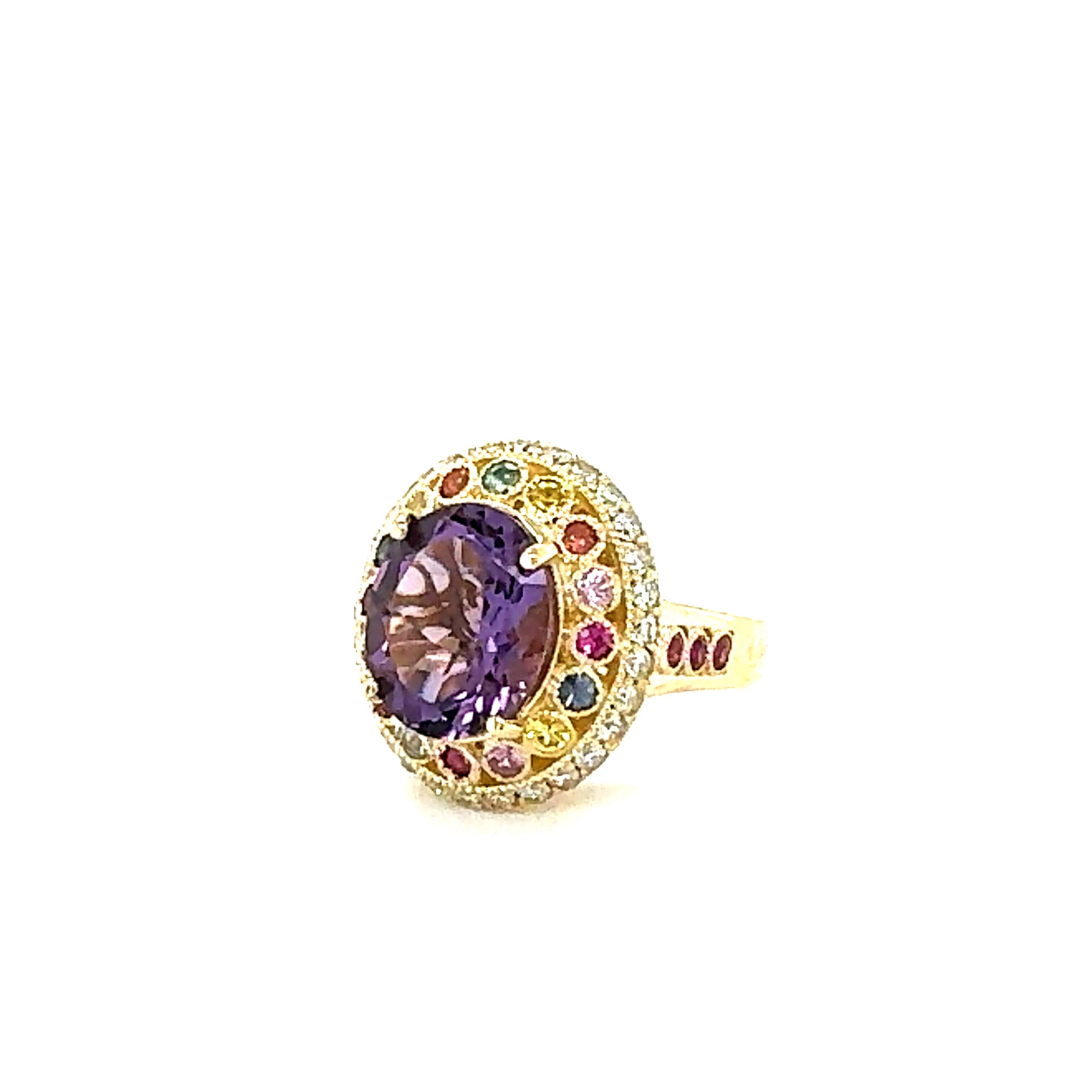 Oval Cut 5.62 Carat Natural Amethyst Diamond Sapphire Yellow Gold Cocktail Ring For Sale