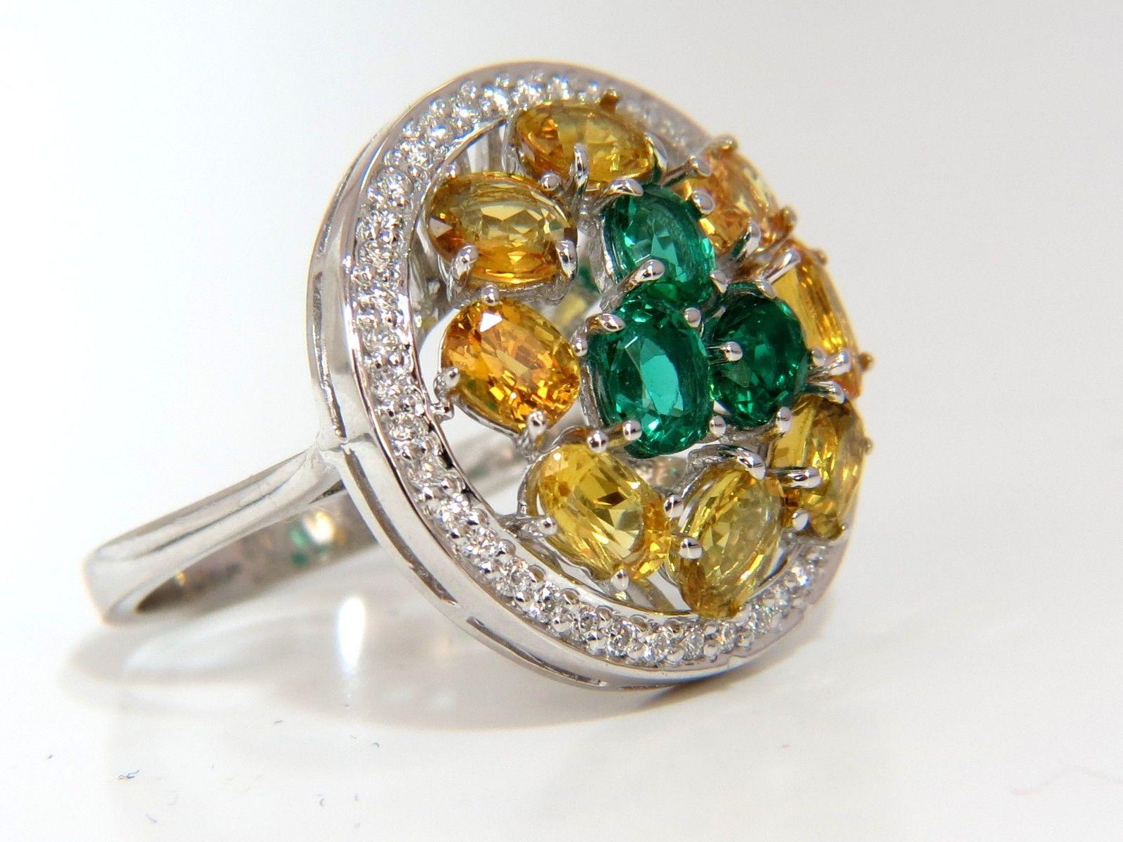5.62 Carat Natural Fancy Yellow Sapphires Vivid Green Emeralds Cluster Ring In New Condition For Sale In New York, NY