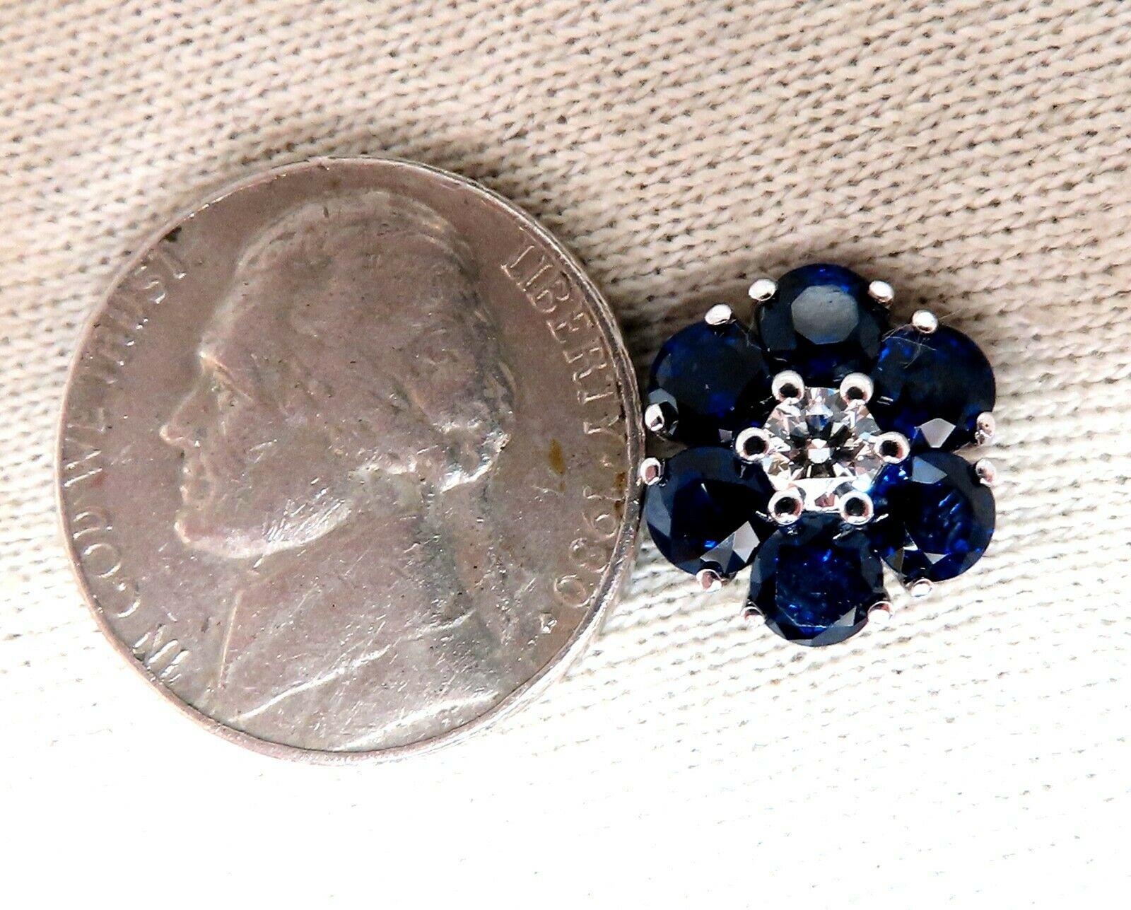 Snowflake Floretta Cluster Prime

Natural sapphire & Diamonds classic cocktail Stud earrings

5.10ct total weight sapphires

Rounds, full cut brilliants.

Each sapphire diameter: 4.3mm

Clean clarity & transparent.

Prime Royal Blue

.52ct. Round