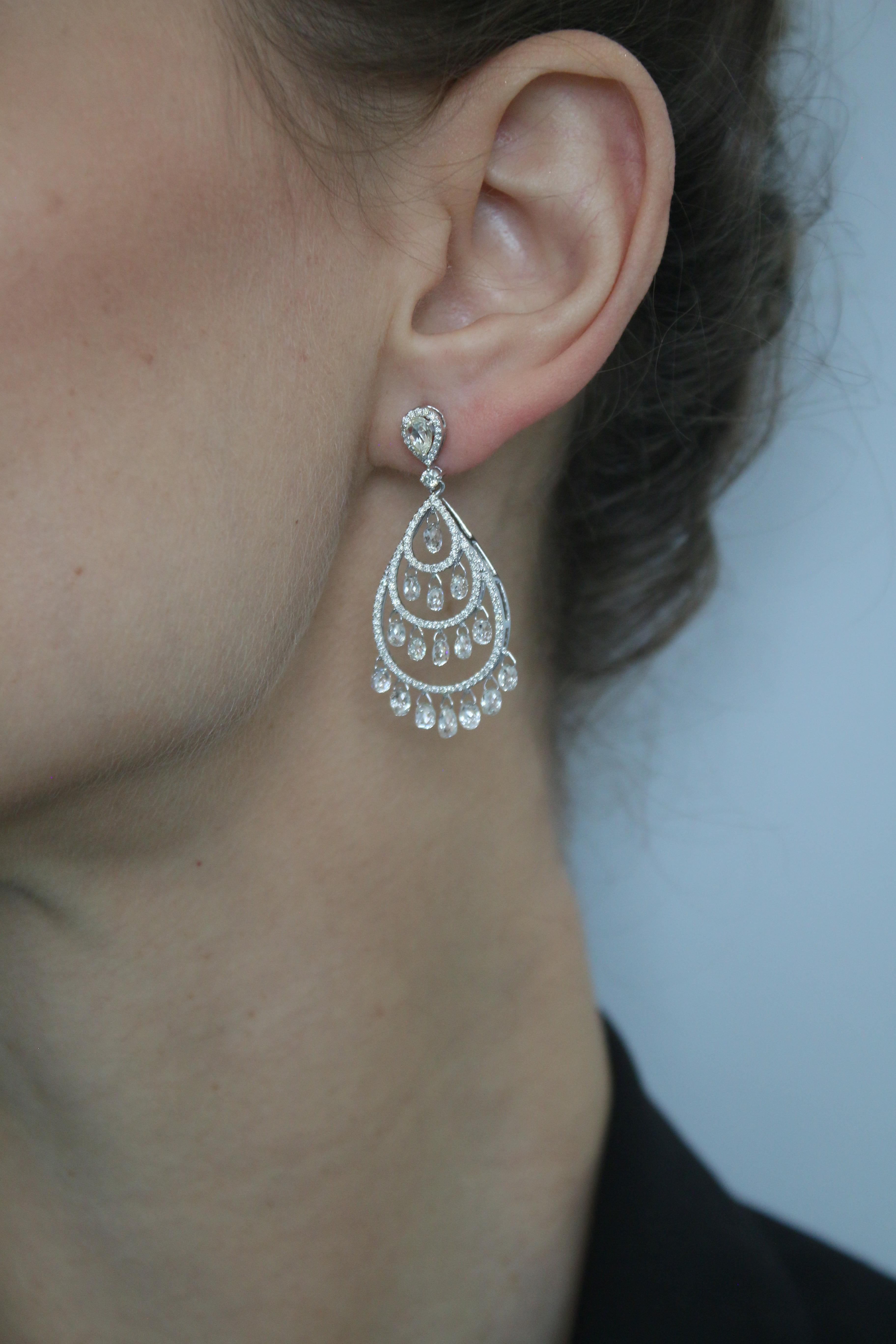 5.63 Carat Briolette Drop Diamond 18K Gold Earrings en vente 8