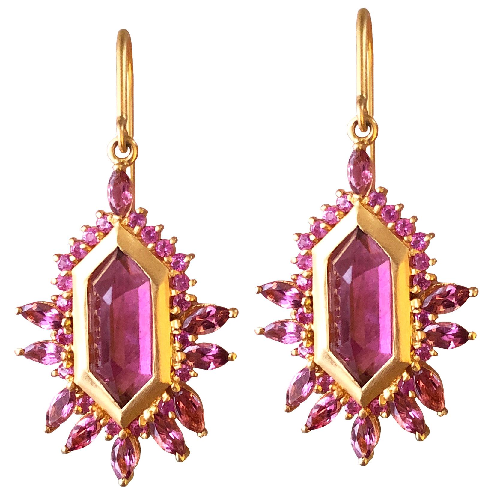5.63 Carat Pink Tourmaline Gold Geometric Earrings by Lauren Harper For Sale