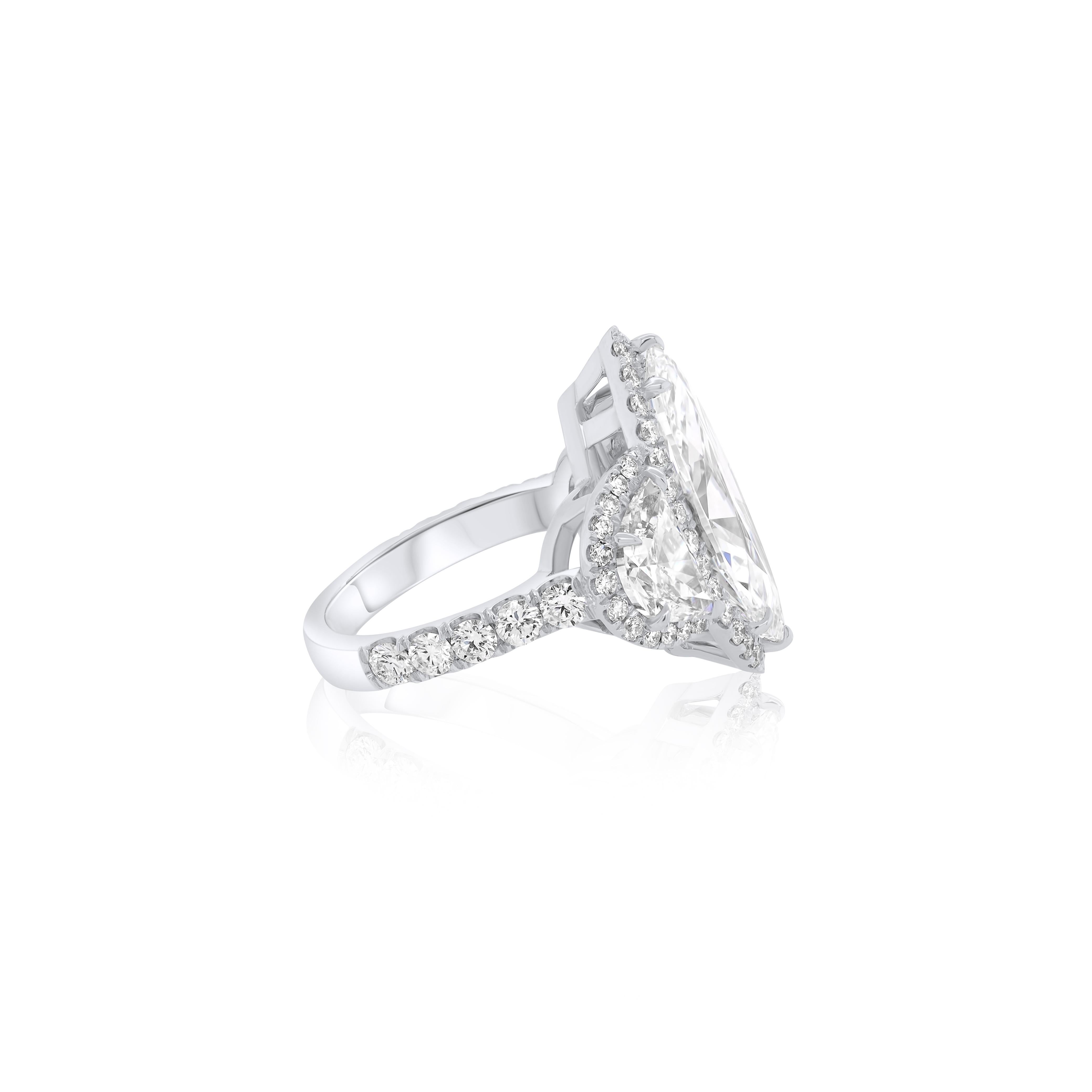 Marquise Cut Diana M. 5.65 Carat E Color VS2 in Clarity Marquise Diamond Ring For Sale