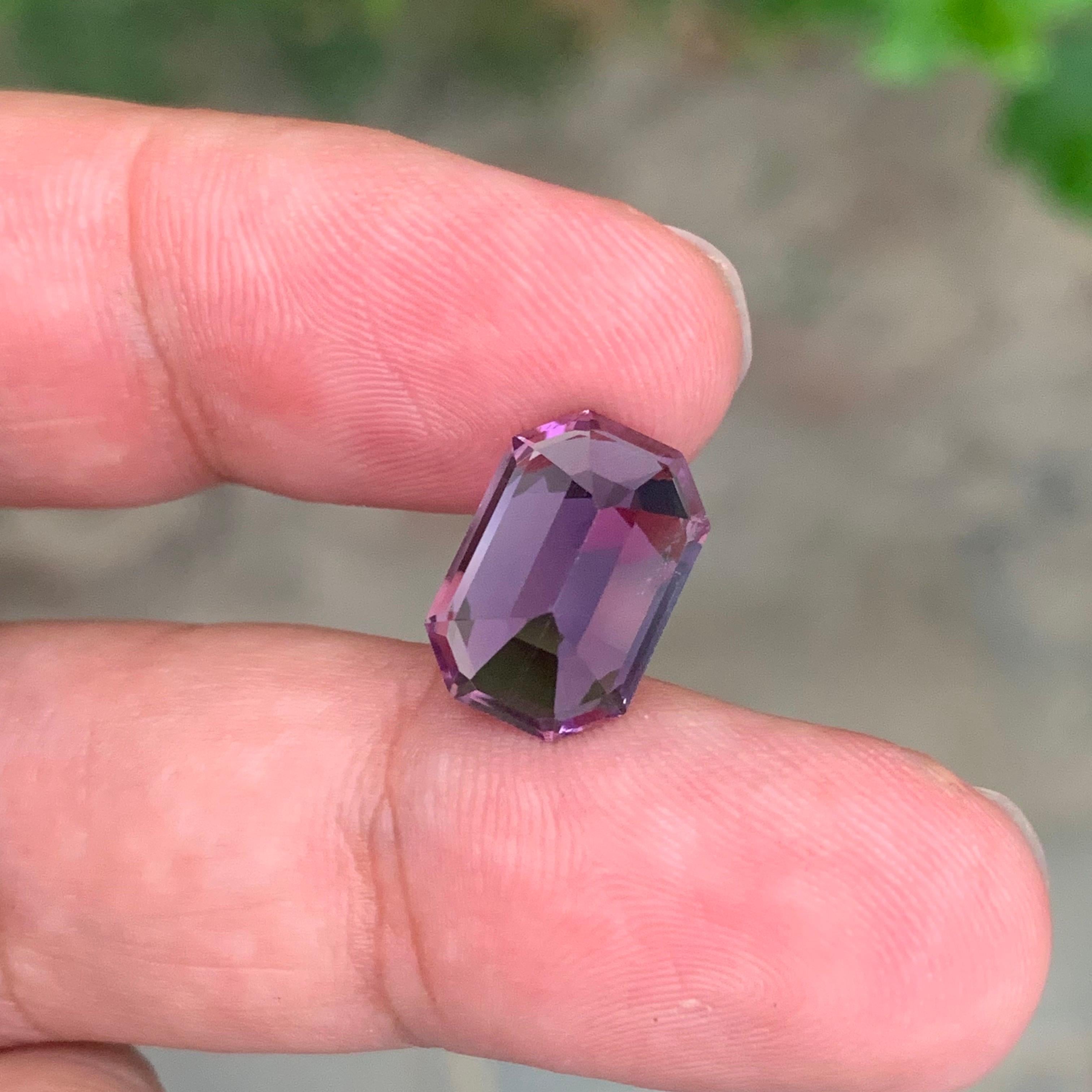 5.65 quilates de amatista natural suelta en forma octogonal en Nuevo estado para la venta en Peshawar, PK