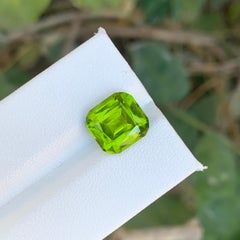 5.65 Carat Natural Loose Peridot Cushion Cut Gemstone