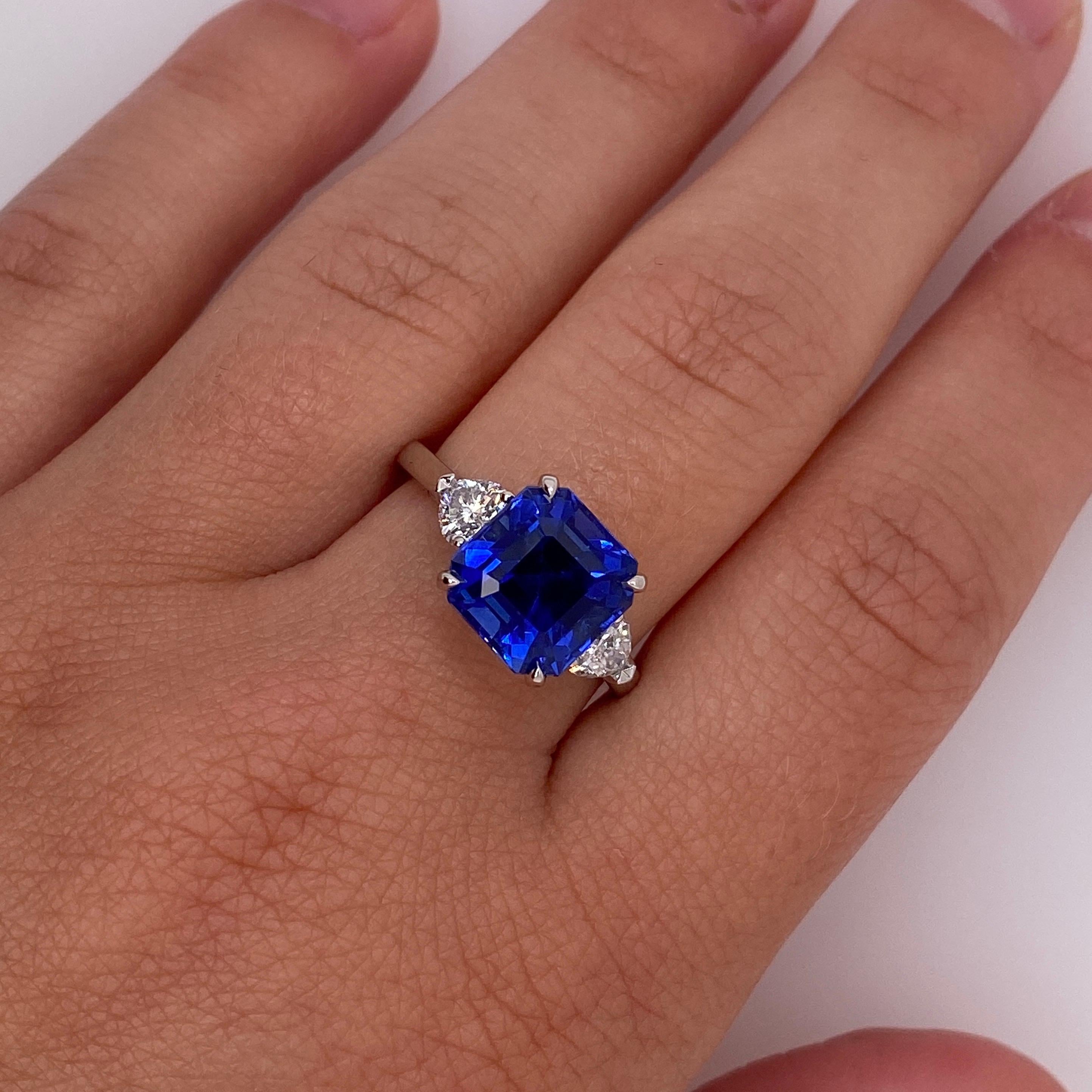 Contemporary 5.65 Carat Square Emerald Blue Sapphire and Diamond Ring For Sale
