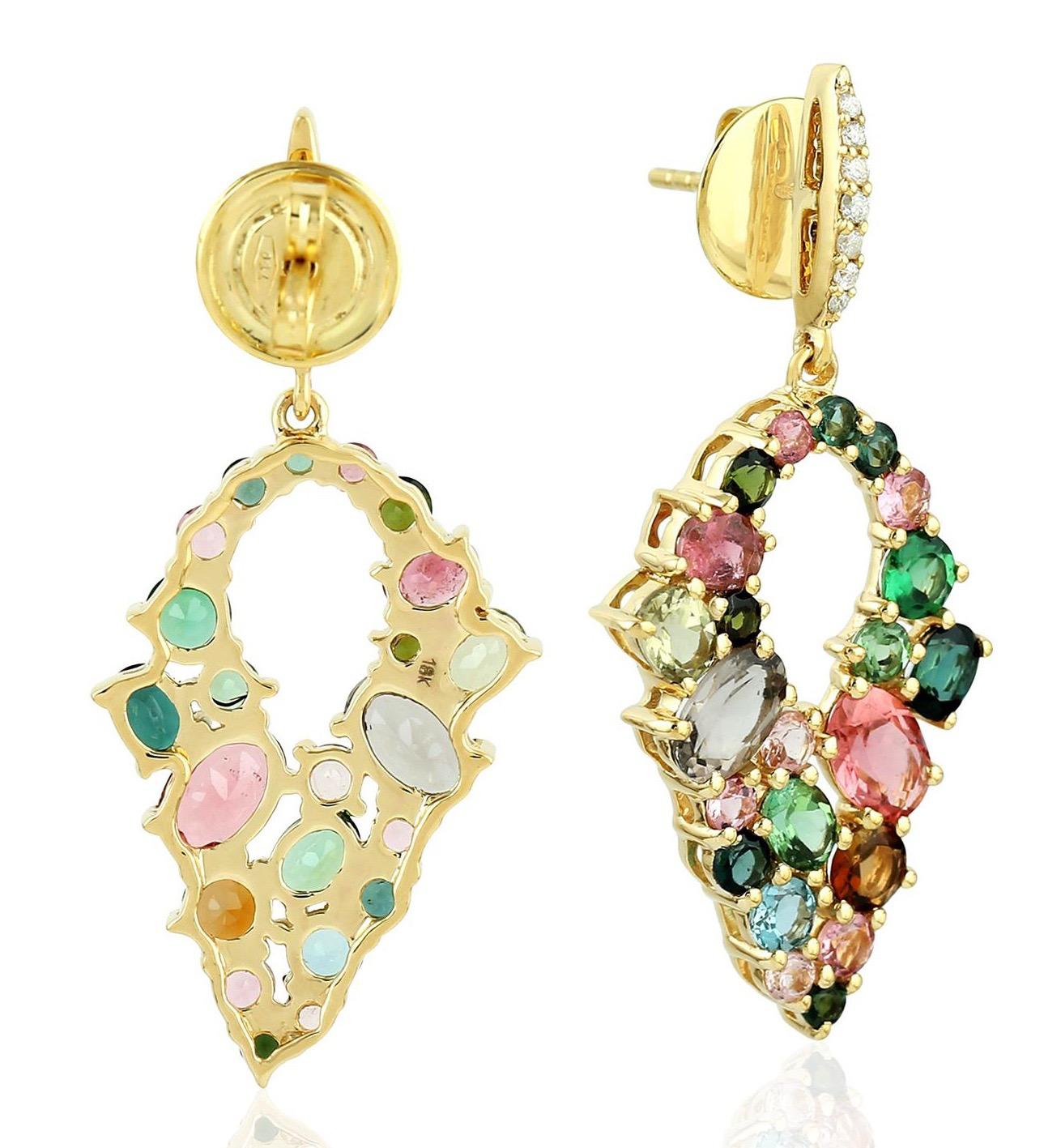 Modern 5.65 Carat Tourmaline 18 Karat Gold Earrings For Sale