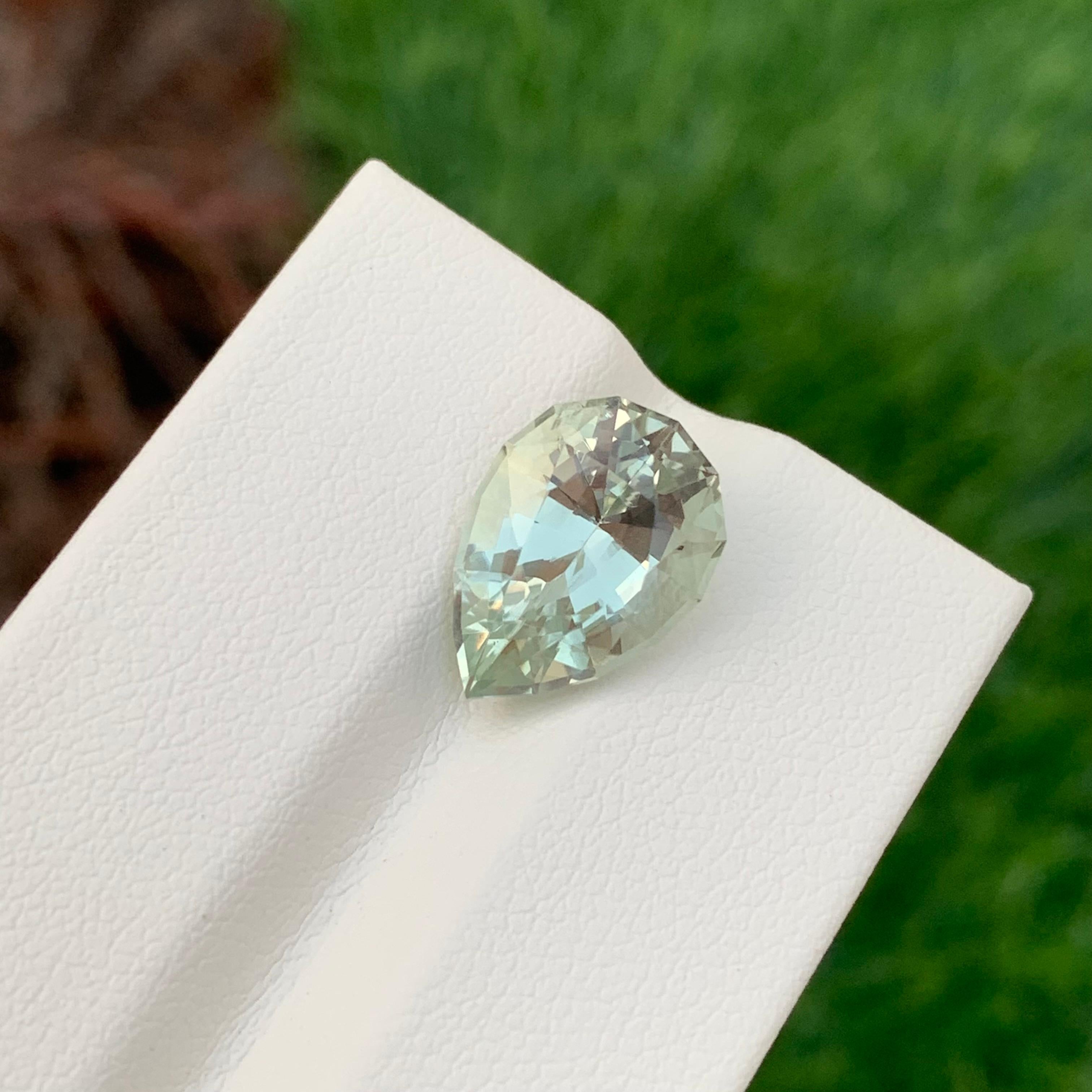 Taille poire 5.65 Carats Loose Green Amethyst Pear Shape (Améthyste verte en forme de poire) en vente