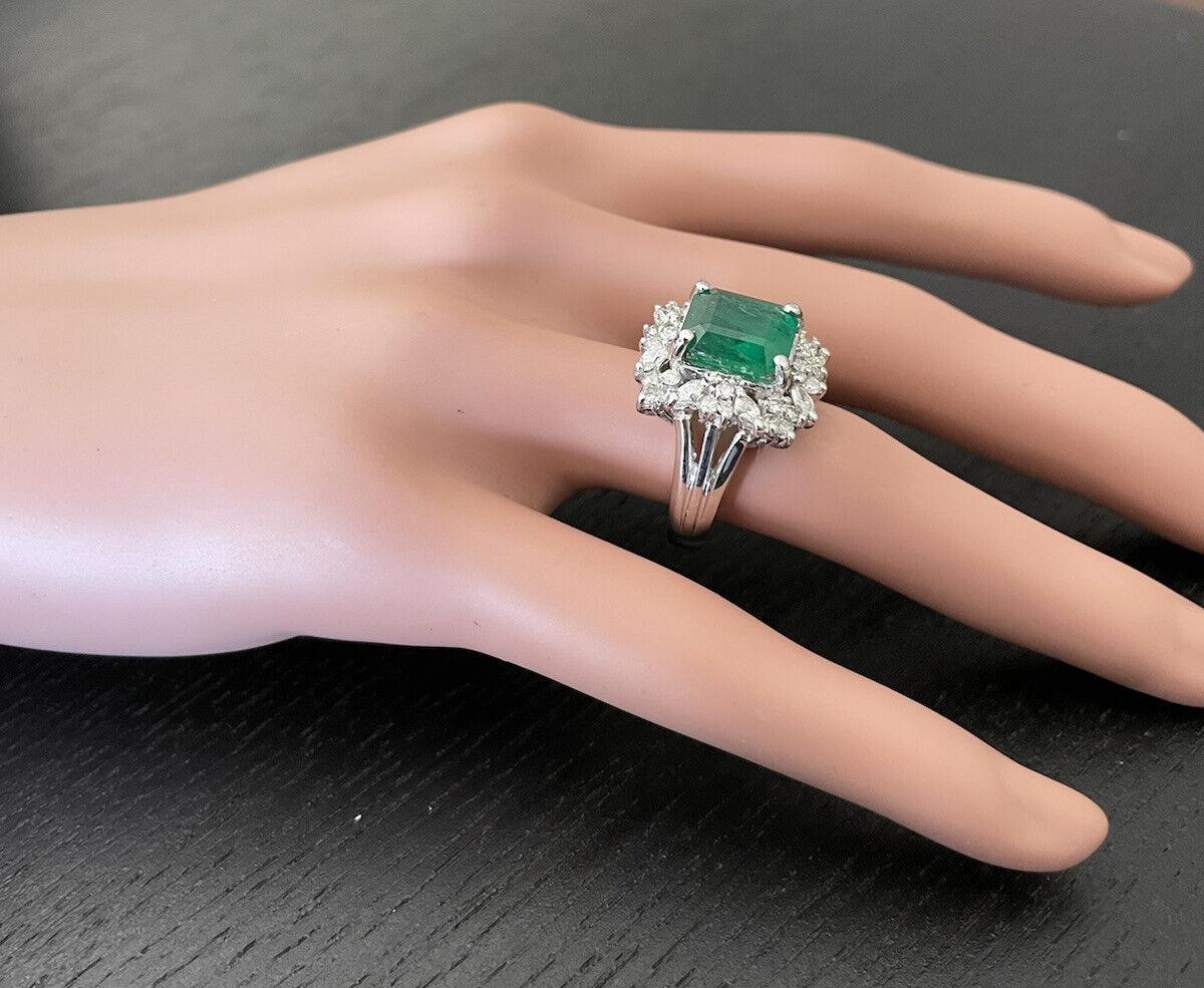 5.65 Carats Natural Emerald and Diamond 14K Solid White Gold Ring For Sale 2
