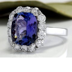 5.65 Carat Natural Tanzanite and Diamond 14 Karat Solid White Gold Ring