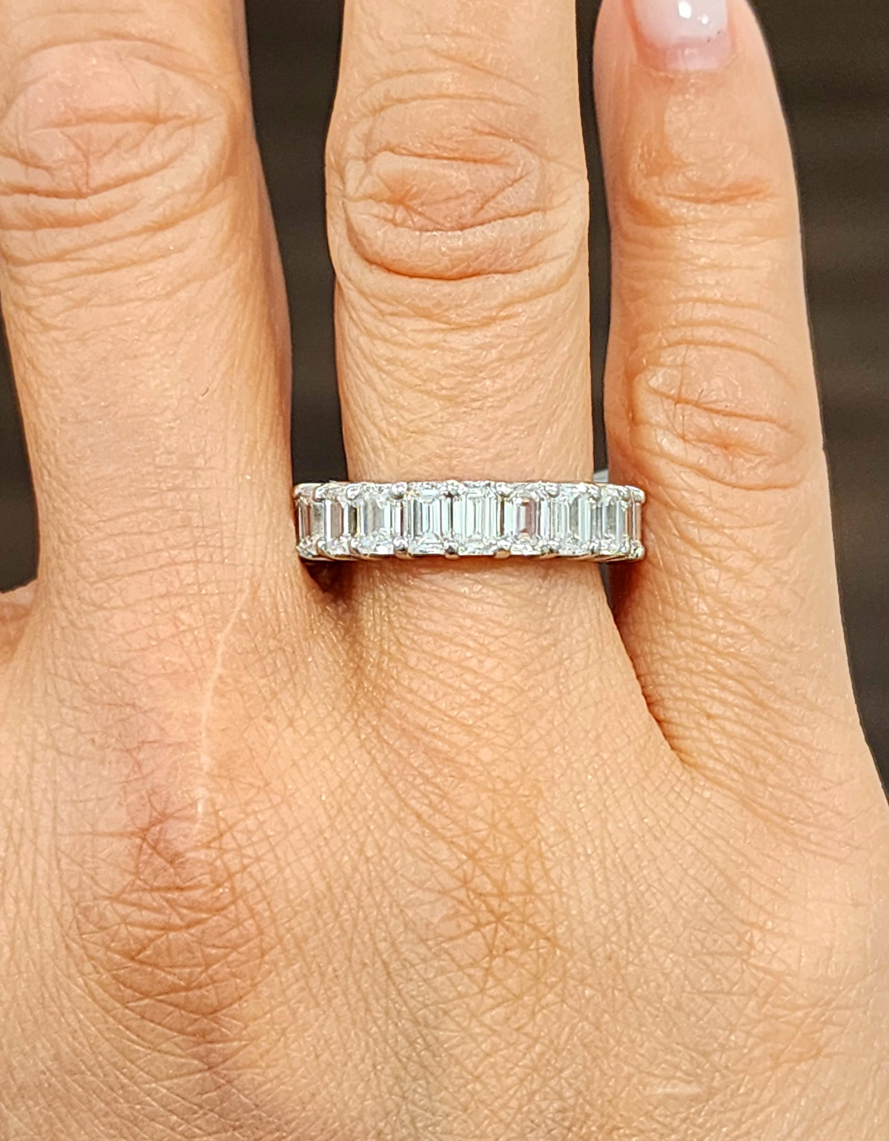 Emerald Cut 5.65 ct Diamond Eternity Ring For Sale