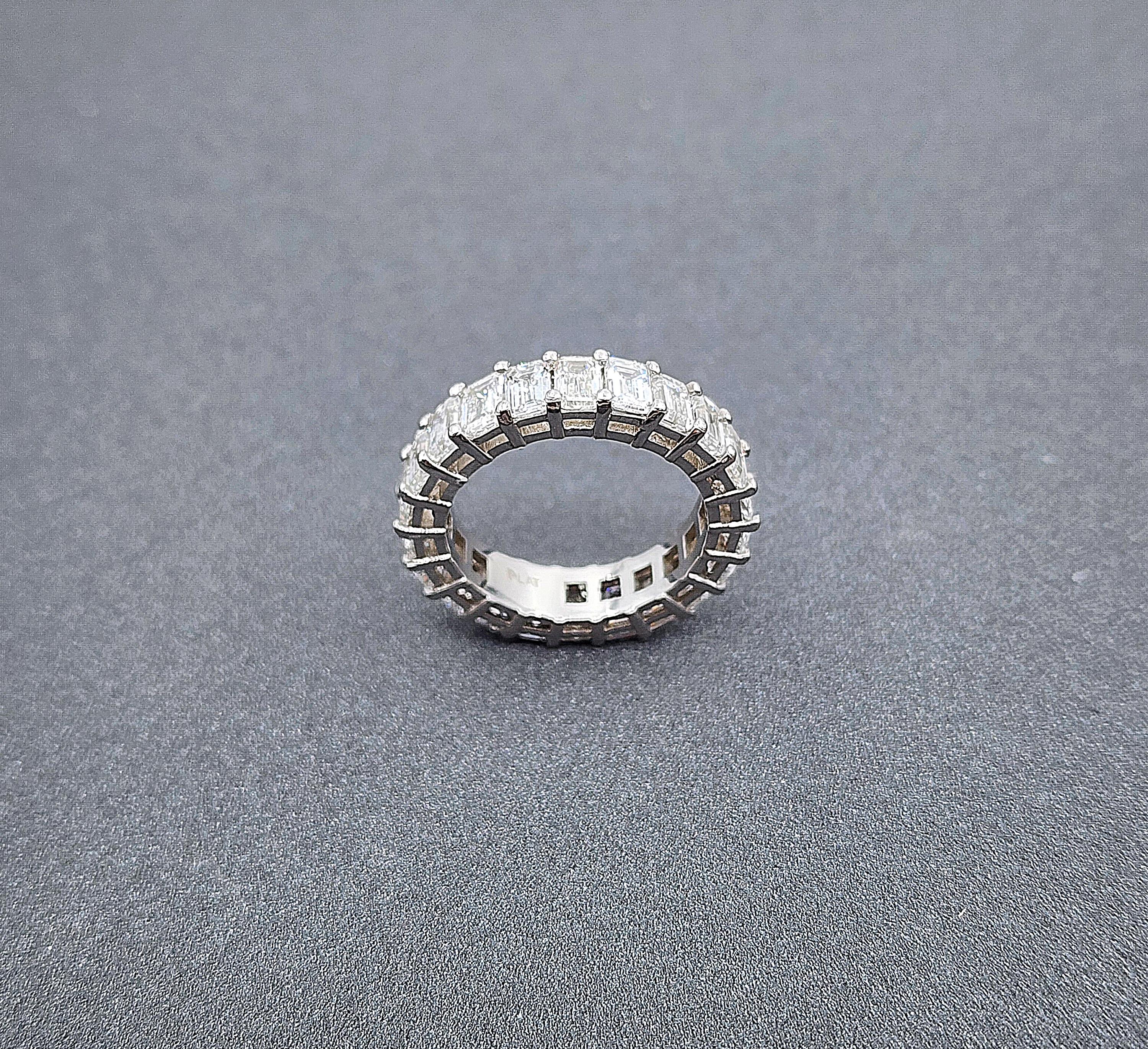 Women's or Men's 5.65 ct Diamond Eternity Ring For Sale