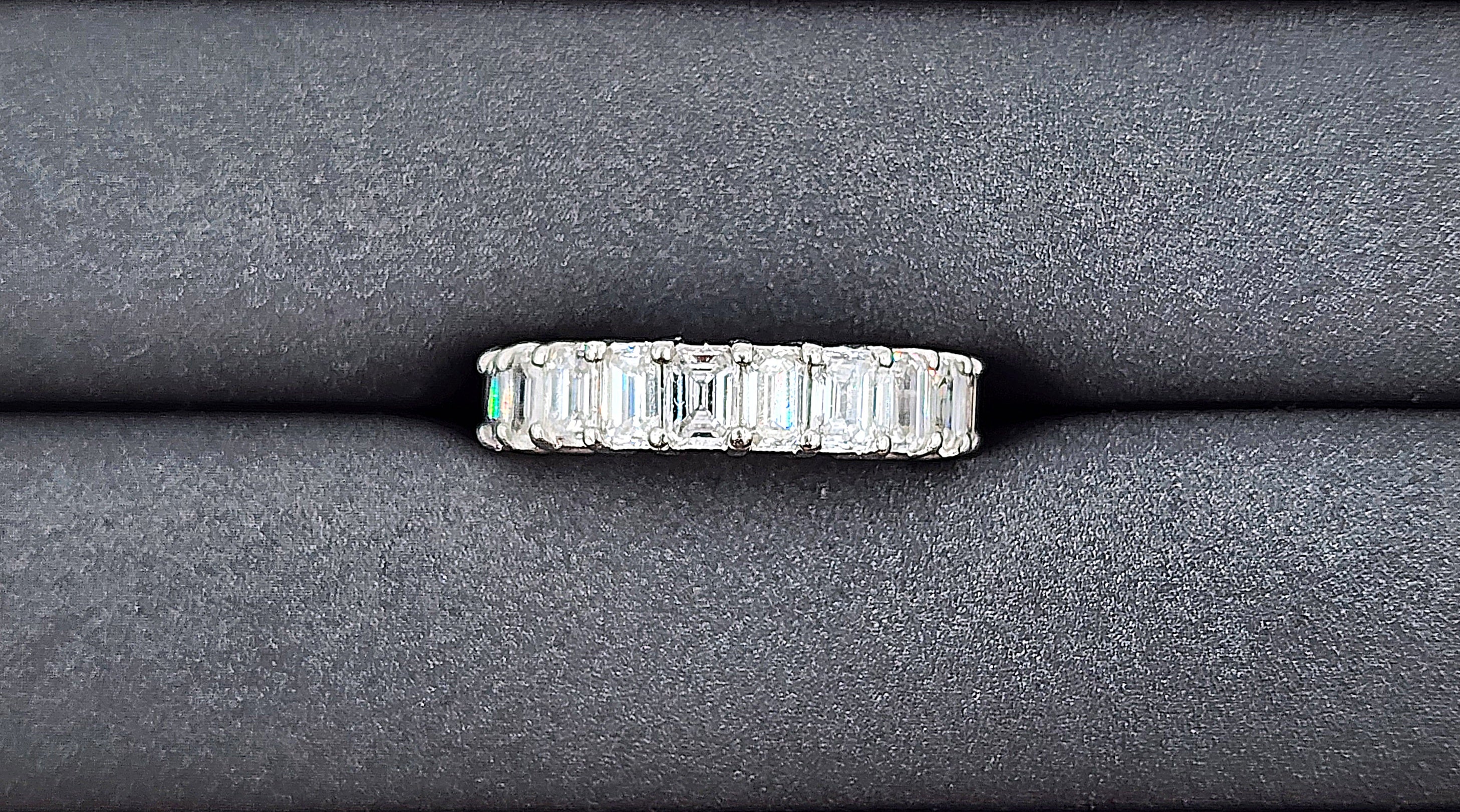 2.67 ct Diamond Eternity Ring For Sale at 1stDibs