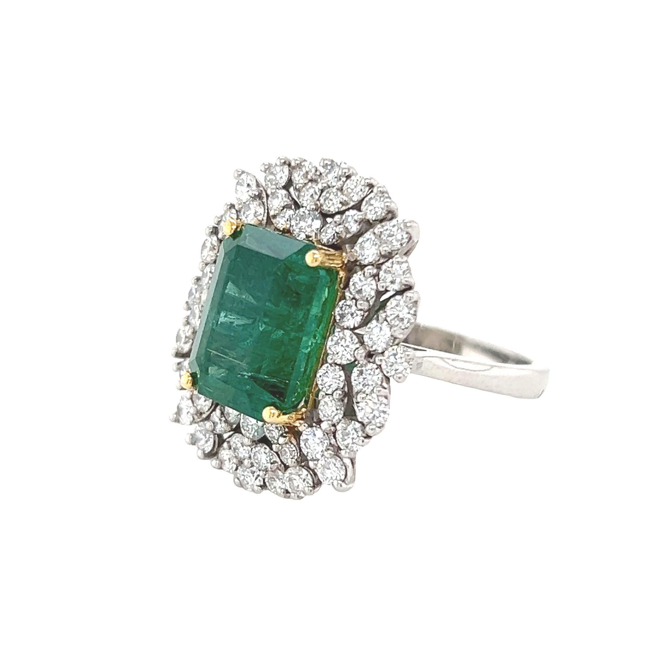 Contemporary 5.66 Carat Zambian Emerald Ring For Sale