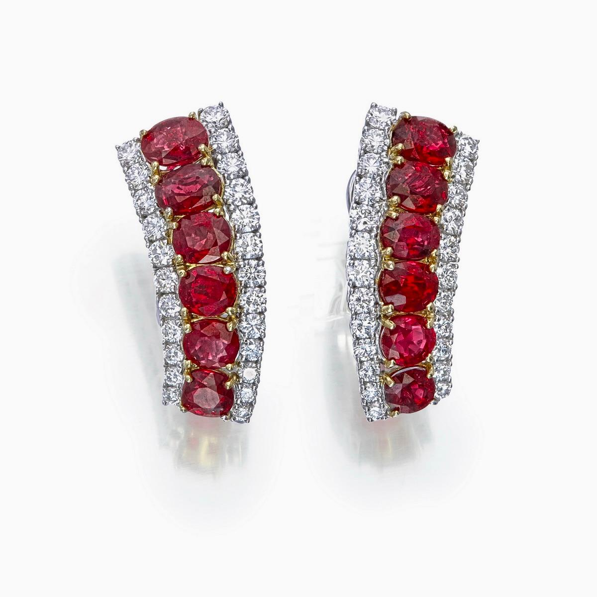 5.67 Carat Burmese Ruby No Heat Pigeon Blood And Diamond Earring in 18K Gold In condizioni Nuovo in vendita a Bangkok, TH