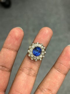 5.67ct Ceylon Sapphire & OMC Diamonds studded Art Deco style 18K White Gold Ring