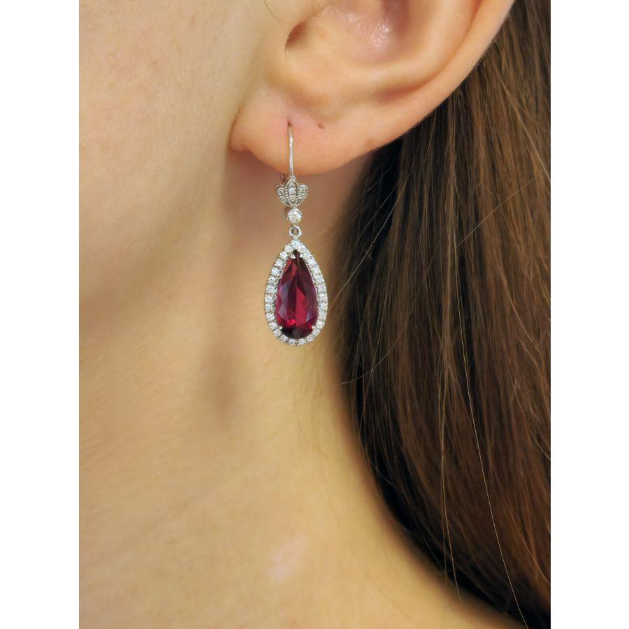 Natural Red Rubellites 5.67 Carat Earrings with Diamonds In New Condition For Sale In Los Angeles, CA
