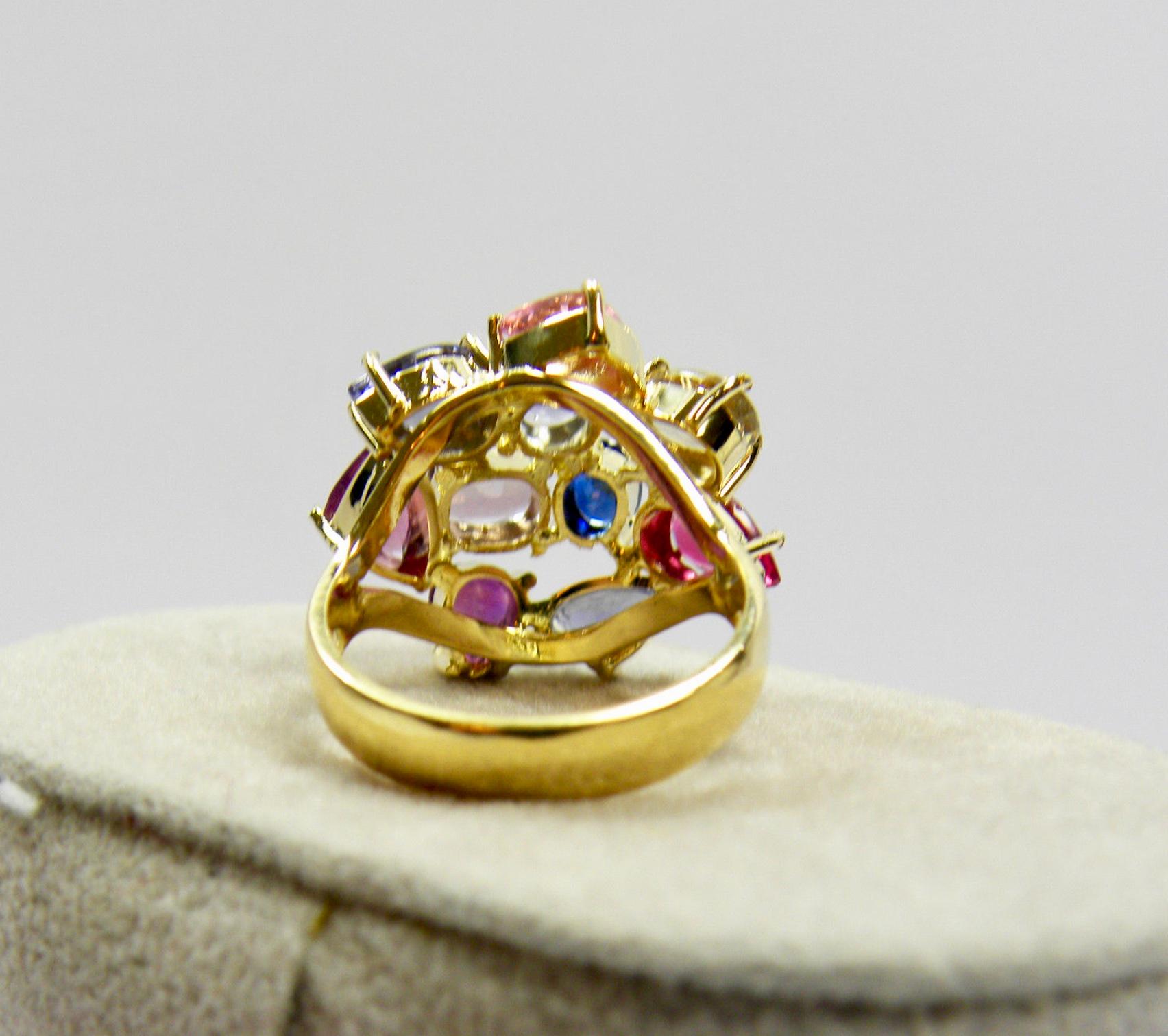 5.67 Carat Untreated Multicolor Sapphire Ring in 18k Yellow Gold 2