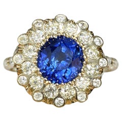 5.67ct Ceylon Sapphire & OMC Diamonds studded Art Deco style 18K White Gold Ring
