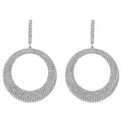 Pendants d'oreilles circulaires sertis de micro-pavés de diamants ronds brillants de 5,68 carats