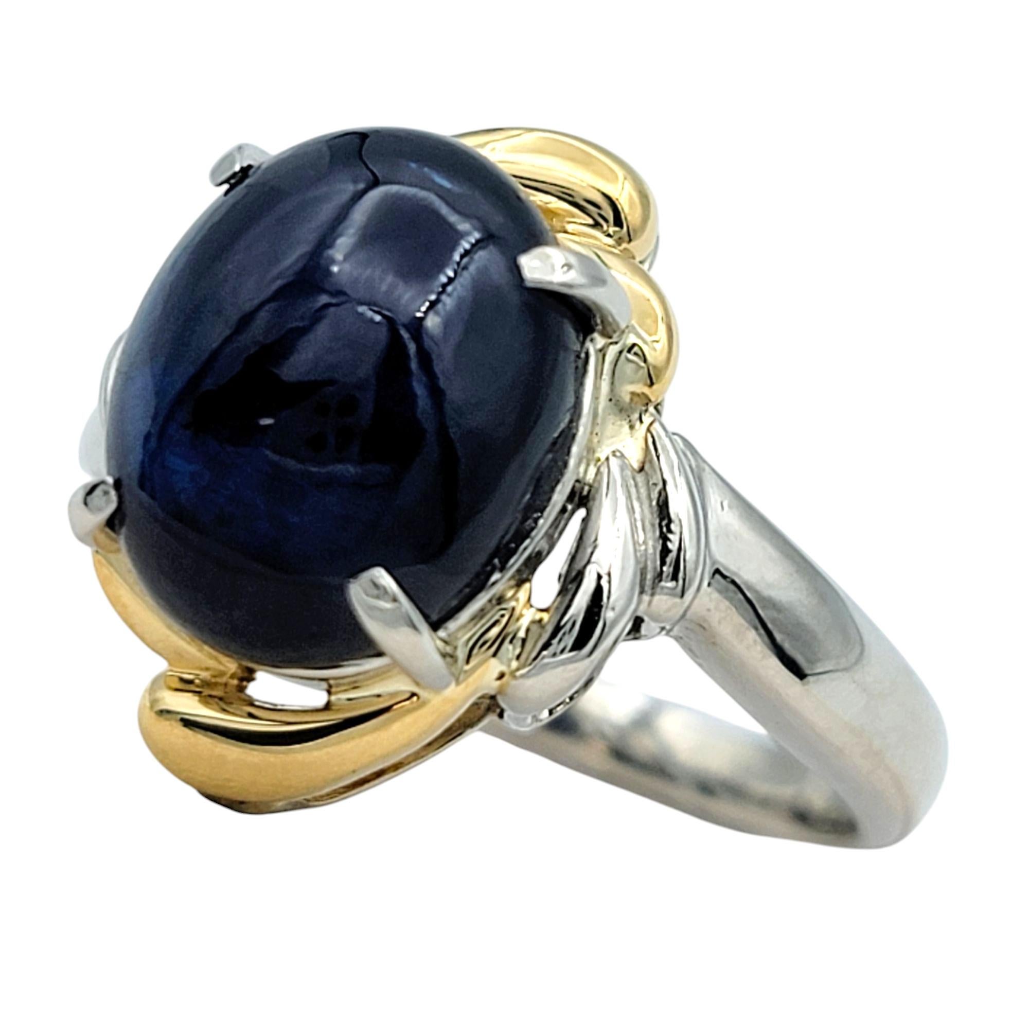 Ring mit 5,68 Karat ovalem Cabochon-Saphir in Platin und 18 Karat Gelbgold (Zeitgenössisch) im Angebot