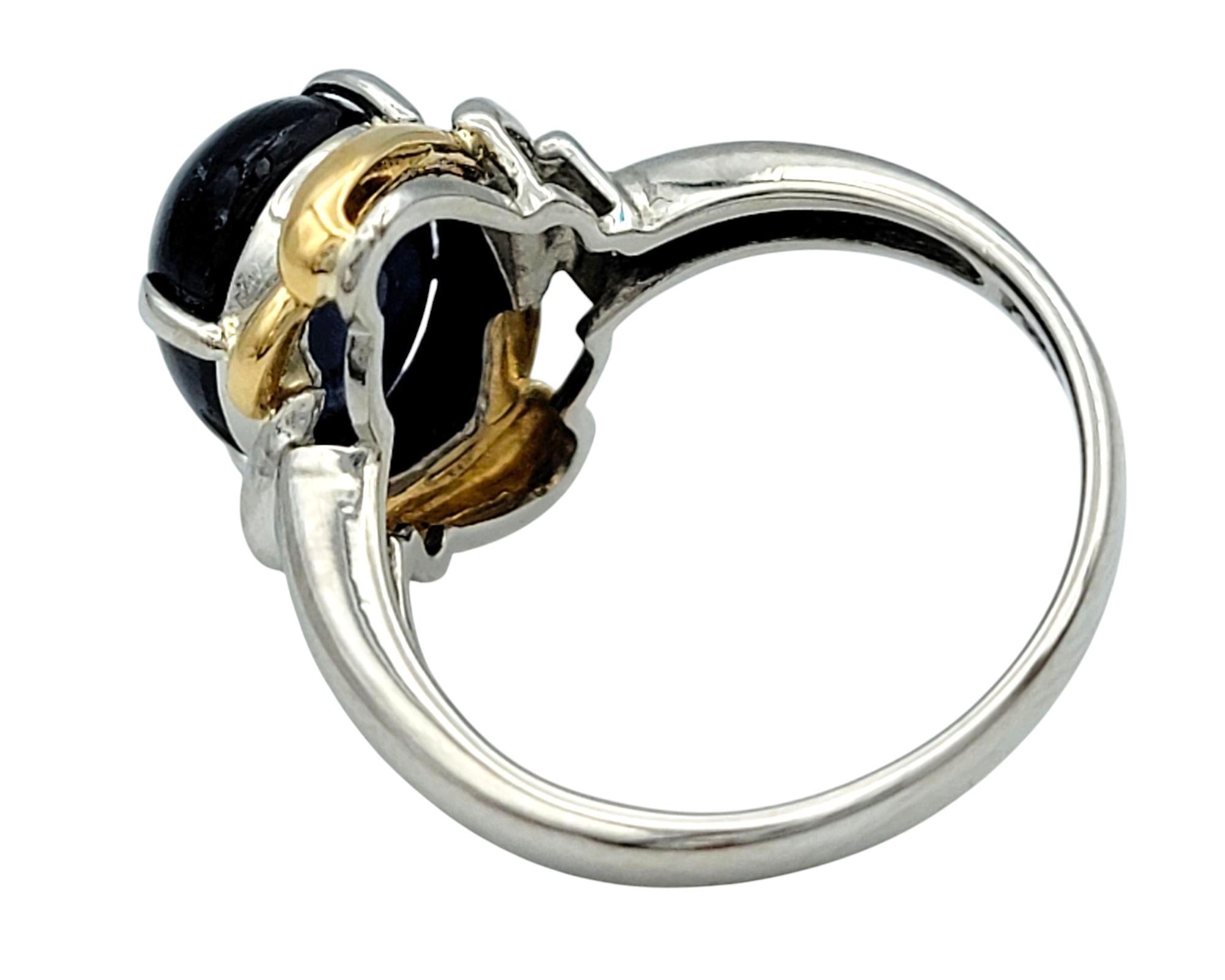 Ring mit 5,68 Karat ovalem Cabochon-Saphir in Platin und 18 Karat Gelbgold Damen im Angebot