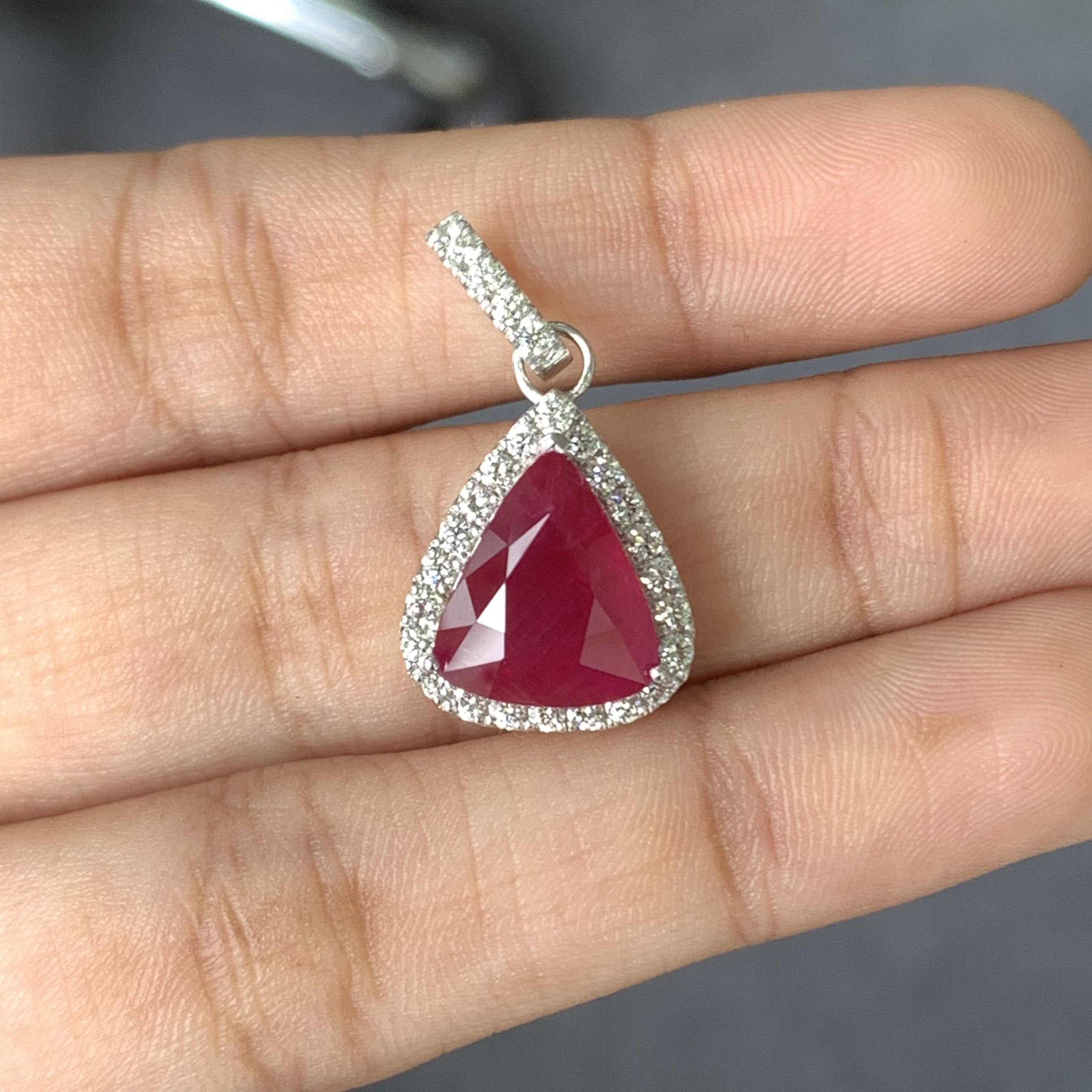 5.68 Ct Mozambique Ruby & Diamonds studded 14K White Gold Pendant 5