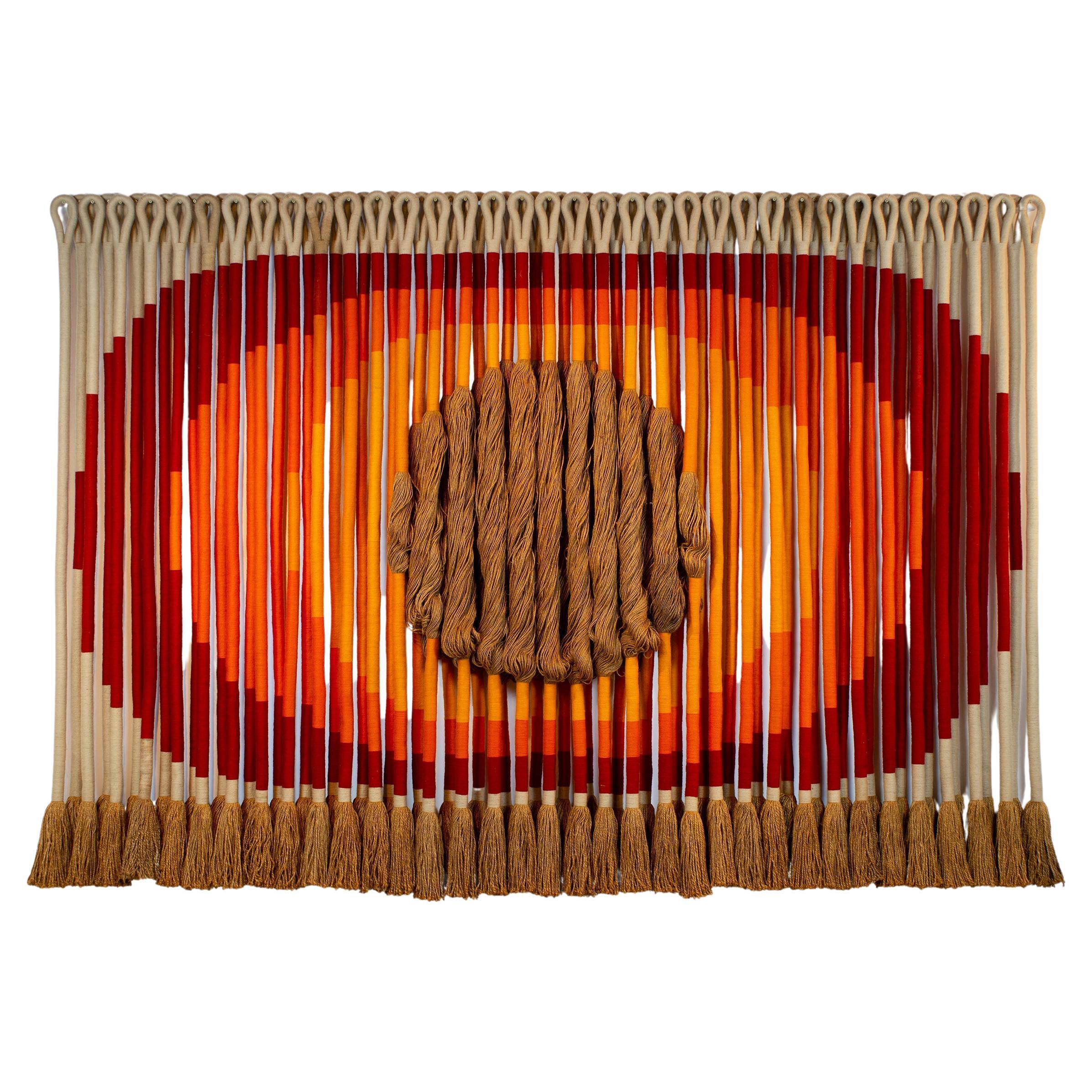 Monumental instalación textil "Ráfaga de sol" de la artista de la fibra Jane Knight, años 70