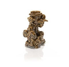 Candelabro con oso, mariposa y búho, por Jeffry Mitchell, 2020