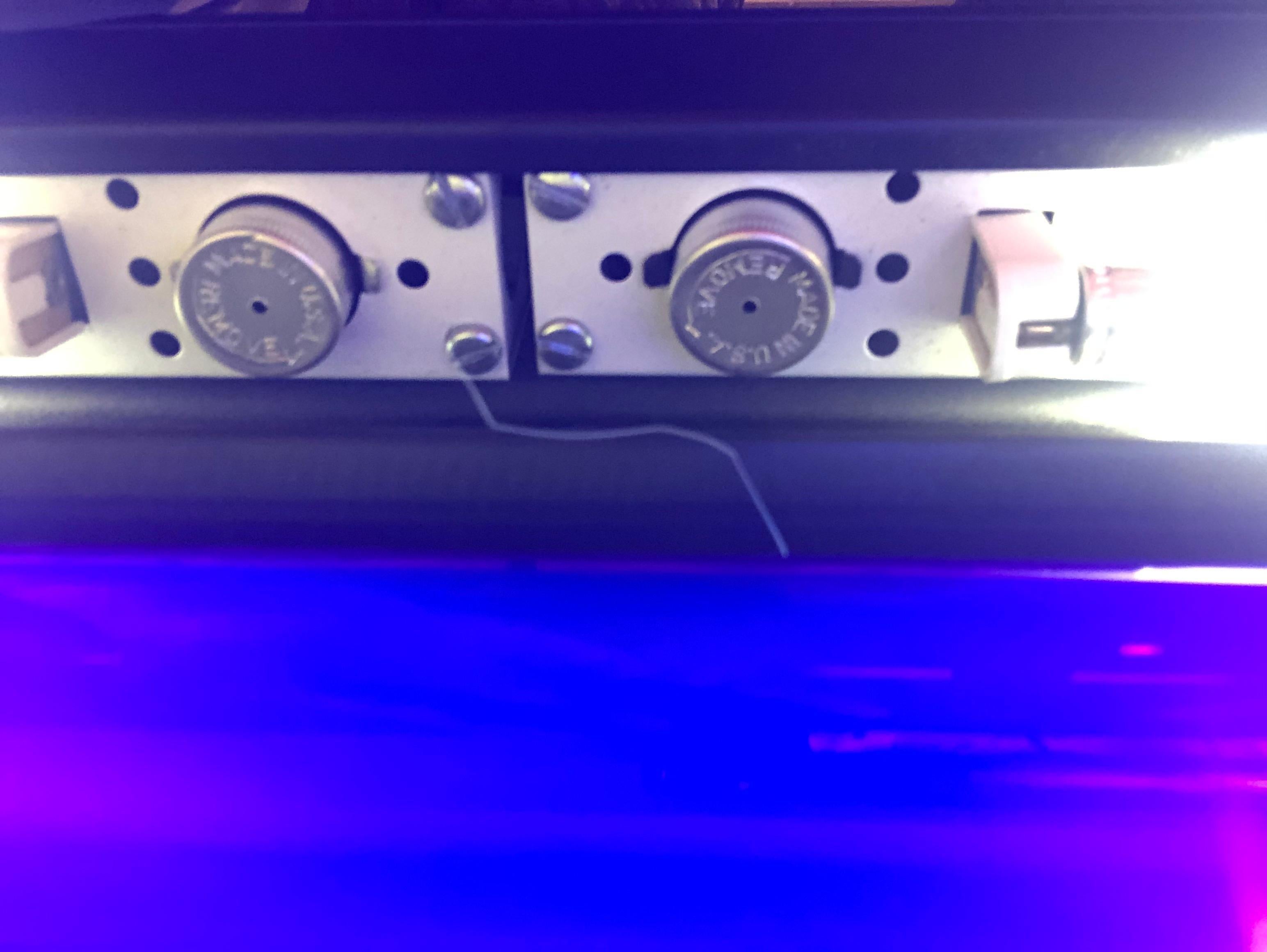 Janet Schwietzer, Pace, bibliothèque moderne Obra, laque rouge, acier, verre, années 1990 en vente 10