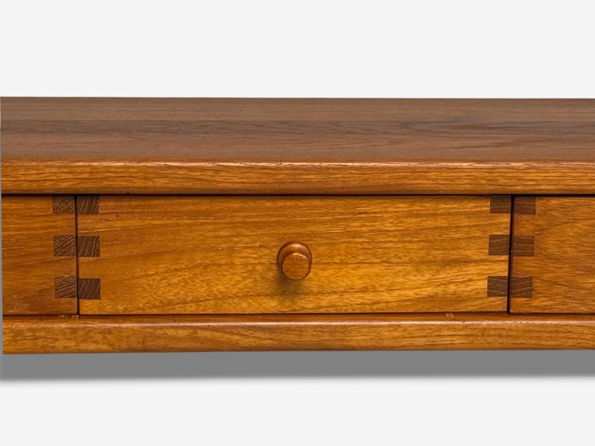 Dyrlund, moderne suédois, teck, étagère murale, Danemark, années 1960 en vente 2