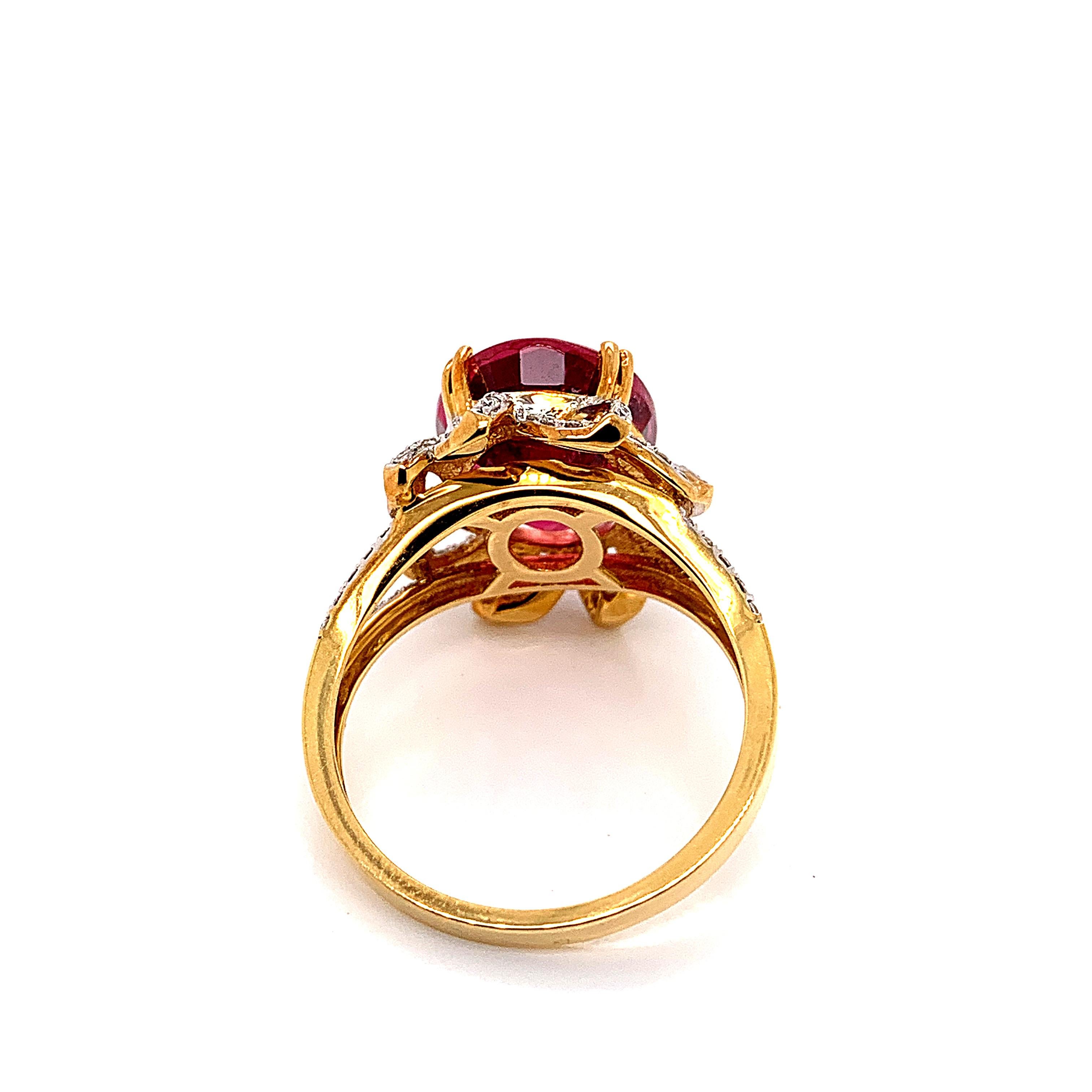 5.69 Carat Oval Shaped Rubelite Ring in 18 Karat Yellow Gold with Diamonds In New Condition For Sale In Hong Kong, HK