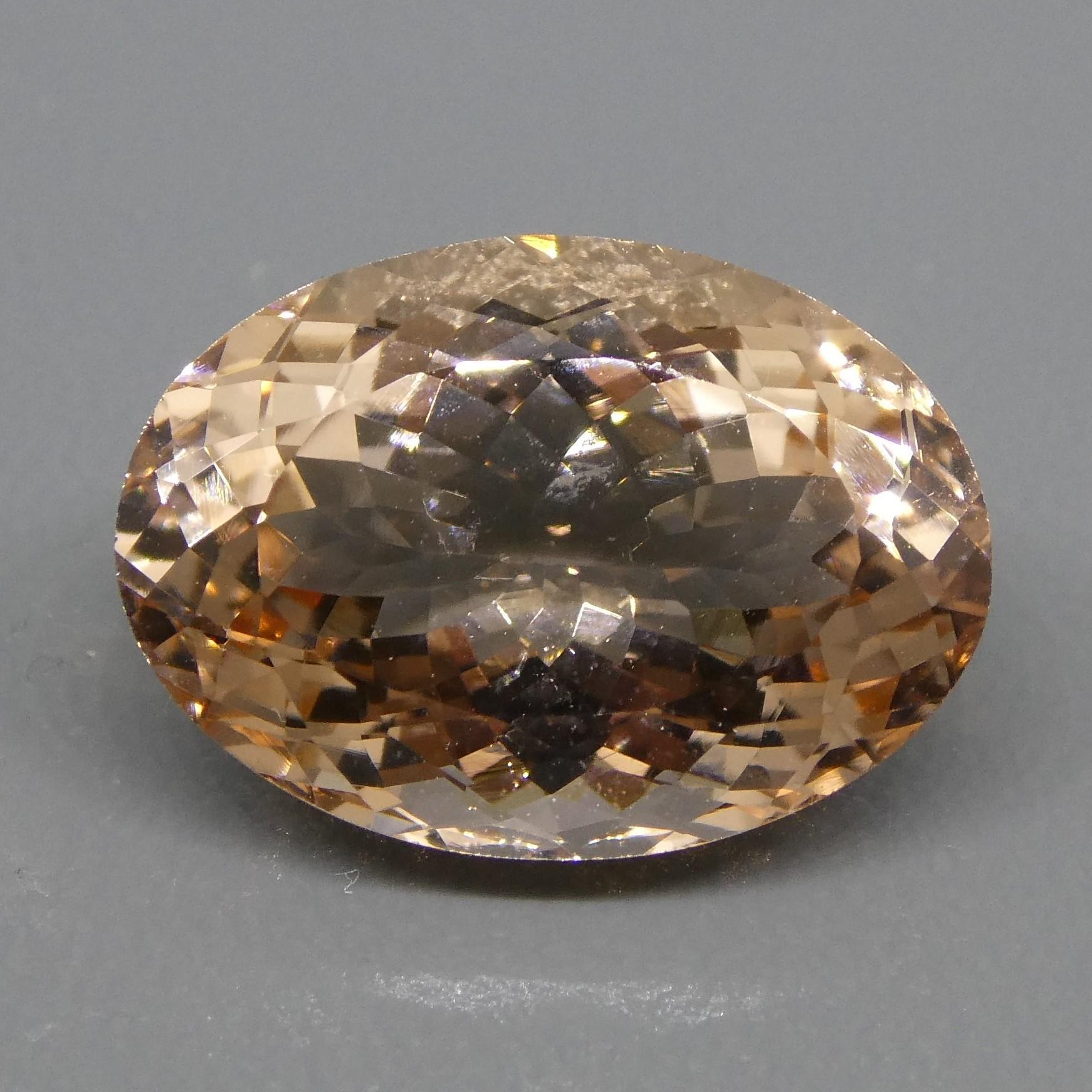 5.69ct Oval Morganite For Sale 3