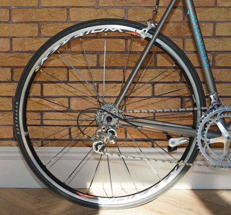 Lemond 3AL 2.5V Titanium Road Bike Campagnolo Groupset Chris King