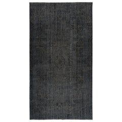 Tappeto vintage sovratinto grigio da 5,6x10,4 piedi per interni moderni. Annodato a mano in Turchia