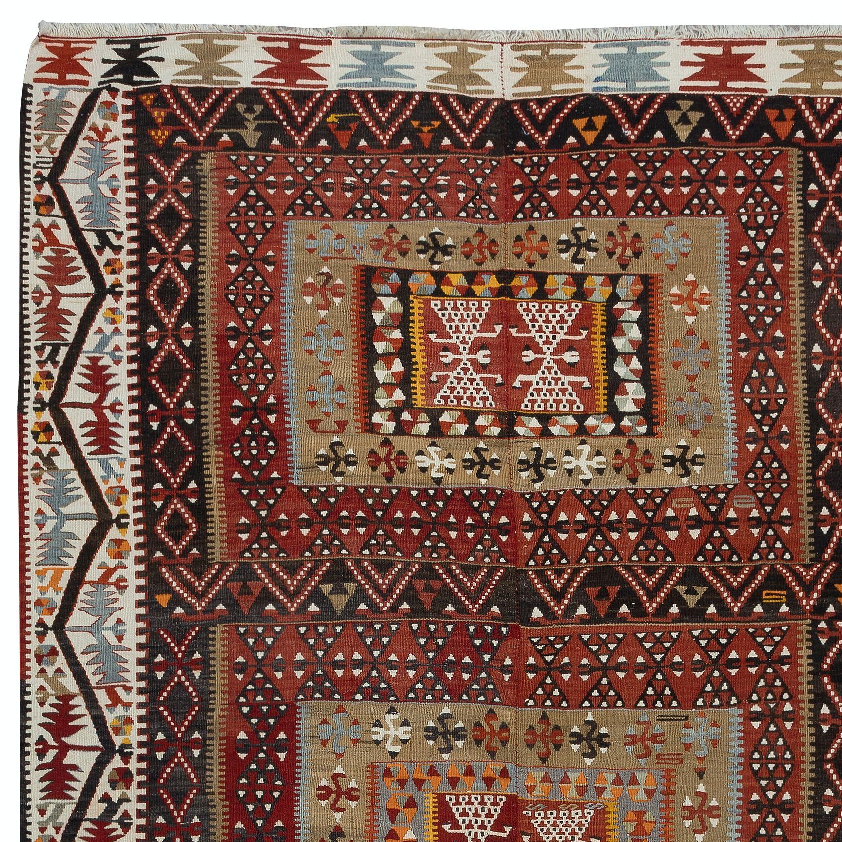 Turc 5.6x11 Ft Vintage Handmade Turkish Kilim 'Flat Weave' with Geometric Patterns en vente