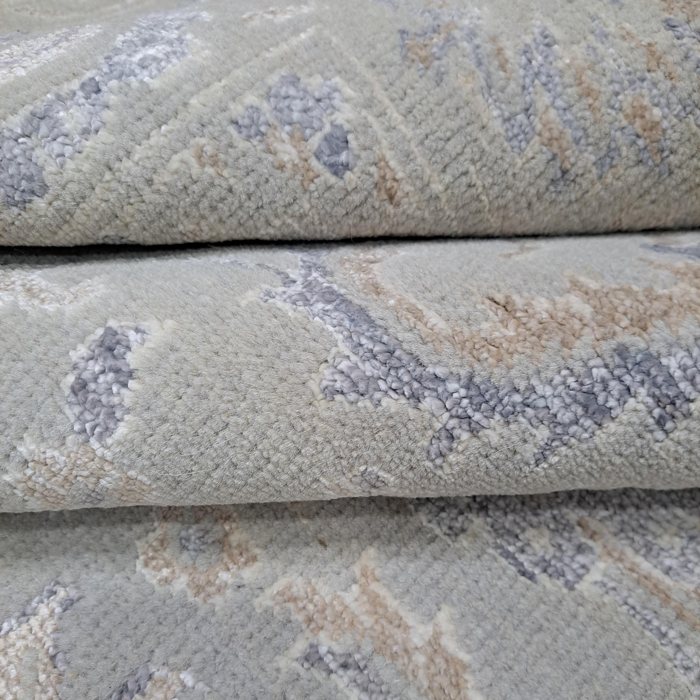 5.6x8 Ft 100% Seide Hand-geknotet Bereich Teppich für zeitgenössische Wohnzimmer im Zustand „Neu“ im Angebot in Spring Valley, NY